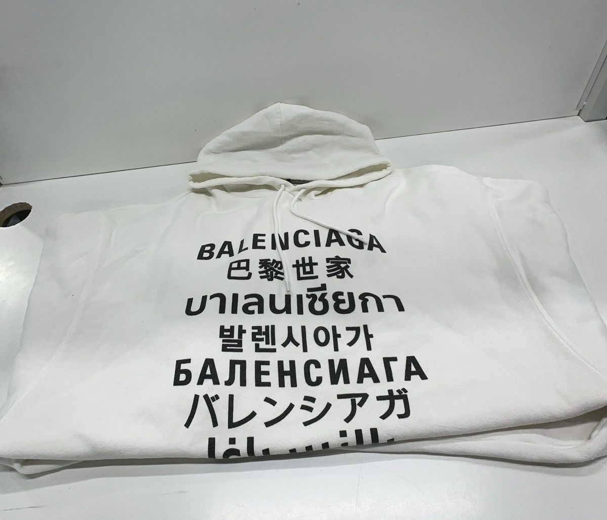 Balenciaga Balenciaga Languages Sport Oversized Hoodie Size US L / EU 52-54 / 3 - 7 Thumbnail