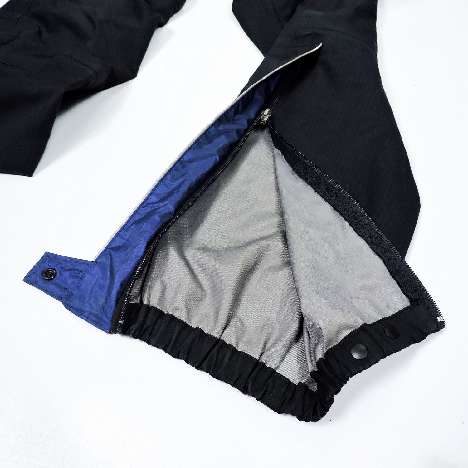 The North Face THE NORTH FACE DERMIZAX OUTDOOR LONG PANTS Size US 28 / EU 44 - 9 Thumbnail