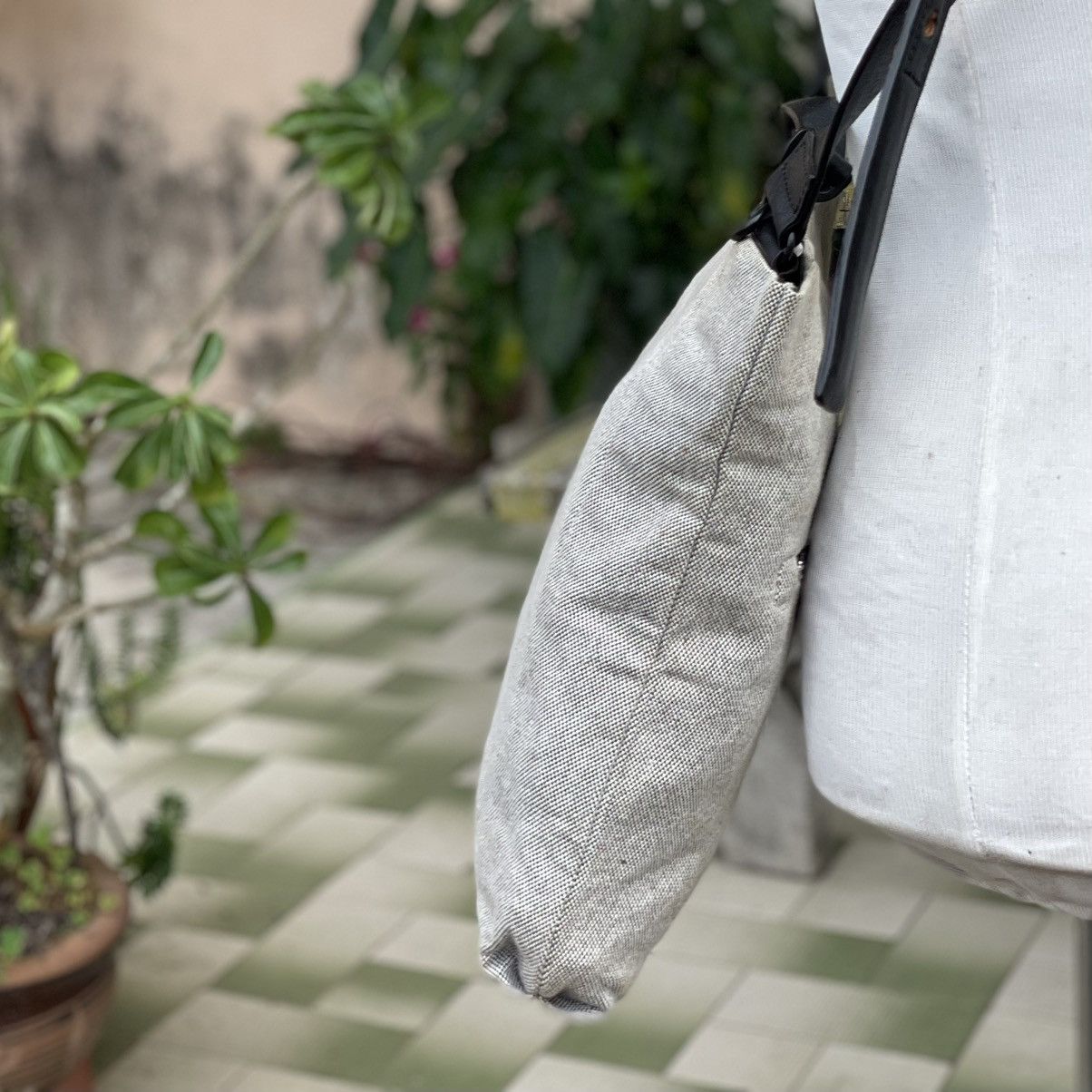 Japanese Brand Japan L.E.D. bites 2 Way Crossbody Leather Canvas Size ONE SIZE - 4 Thumbnail