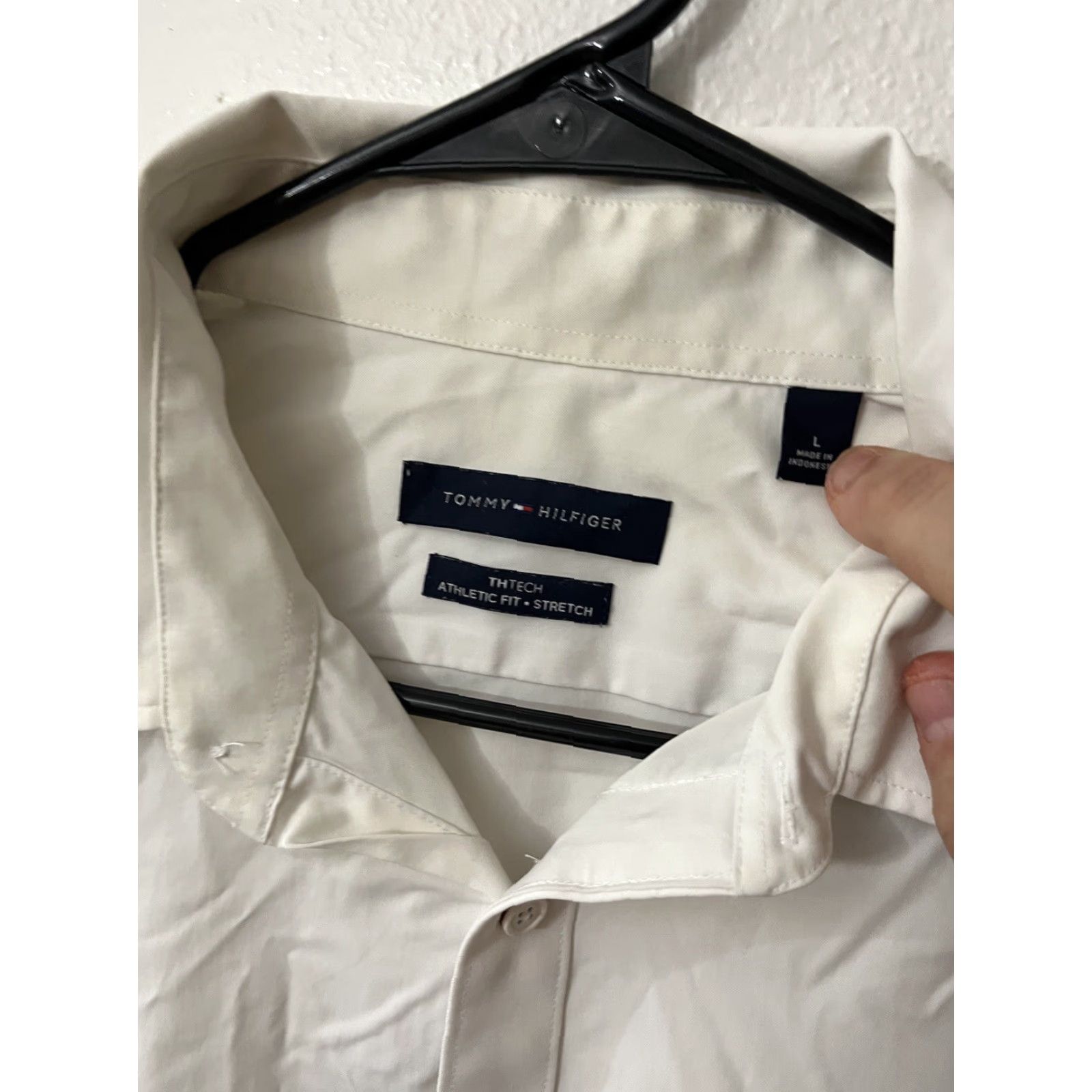 Tommy Hilfiger VINTAGE Tommy Hilfiger Shirt Mens Large TH Tech Athletic Fit Long Sleeve White Check Pattern 90s Mens Size US L / EU 52-54 / 3 - 3 Thumbnail