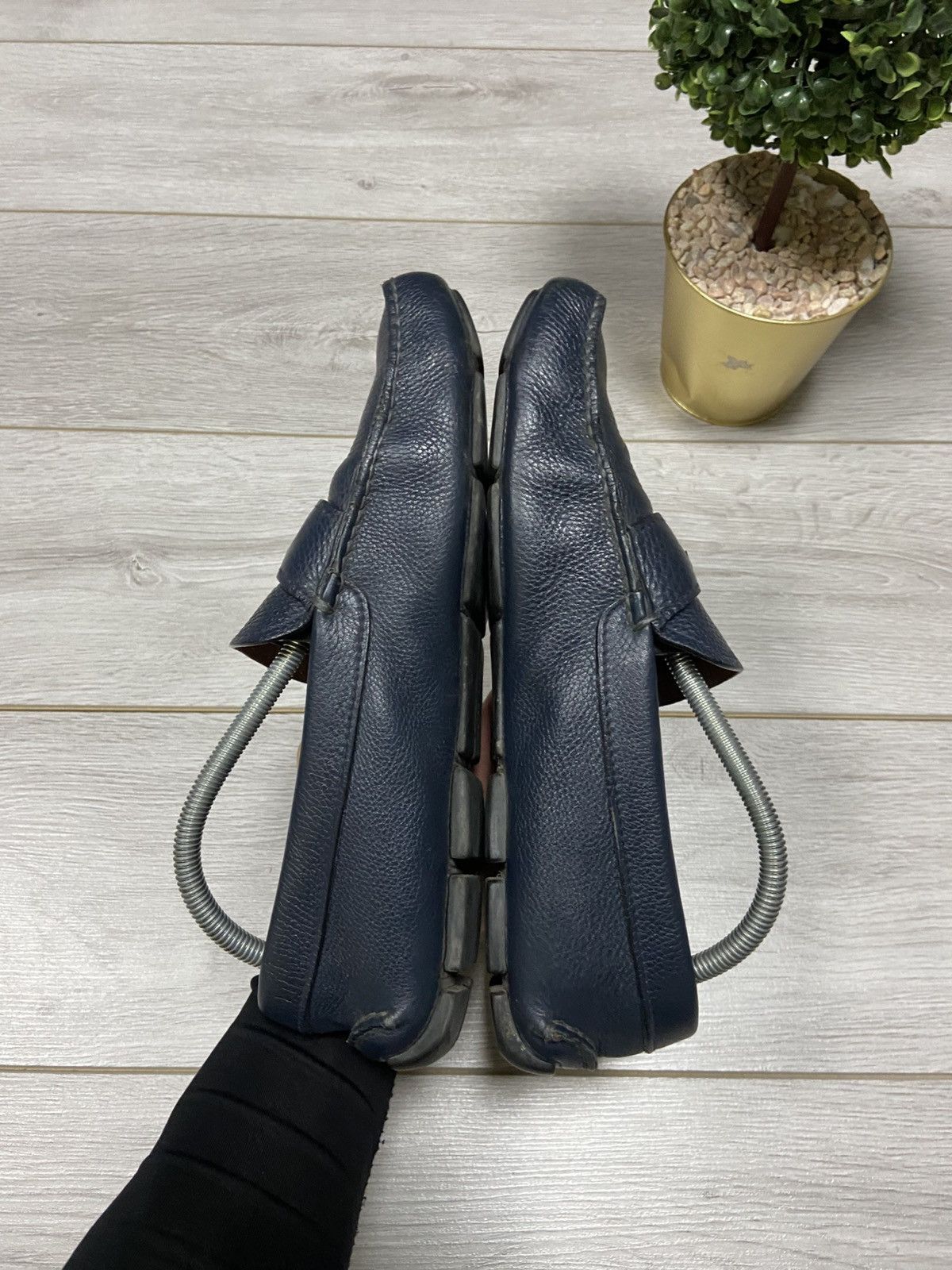 Prada Prada Milano RARE leather vintage sneakers shoes logo Size US 10.5 / EU 43-44 - 9 Thumbnail