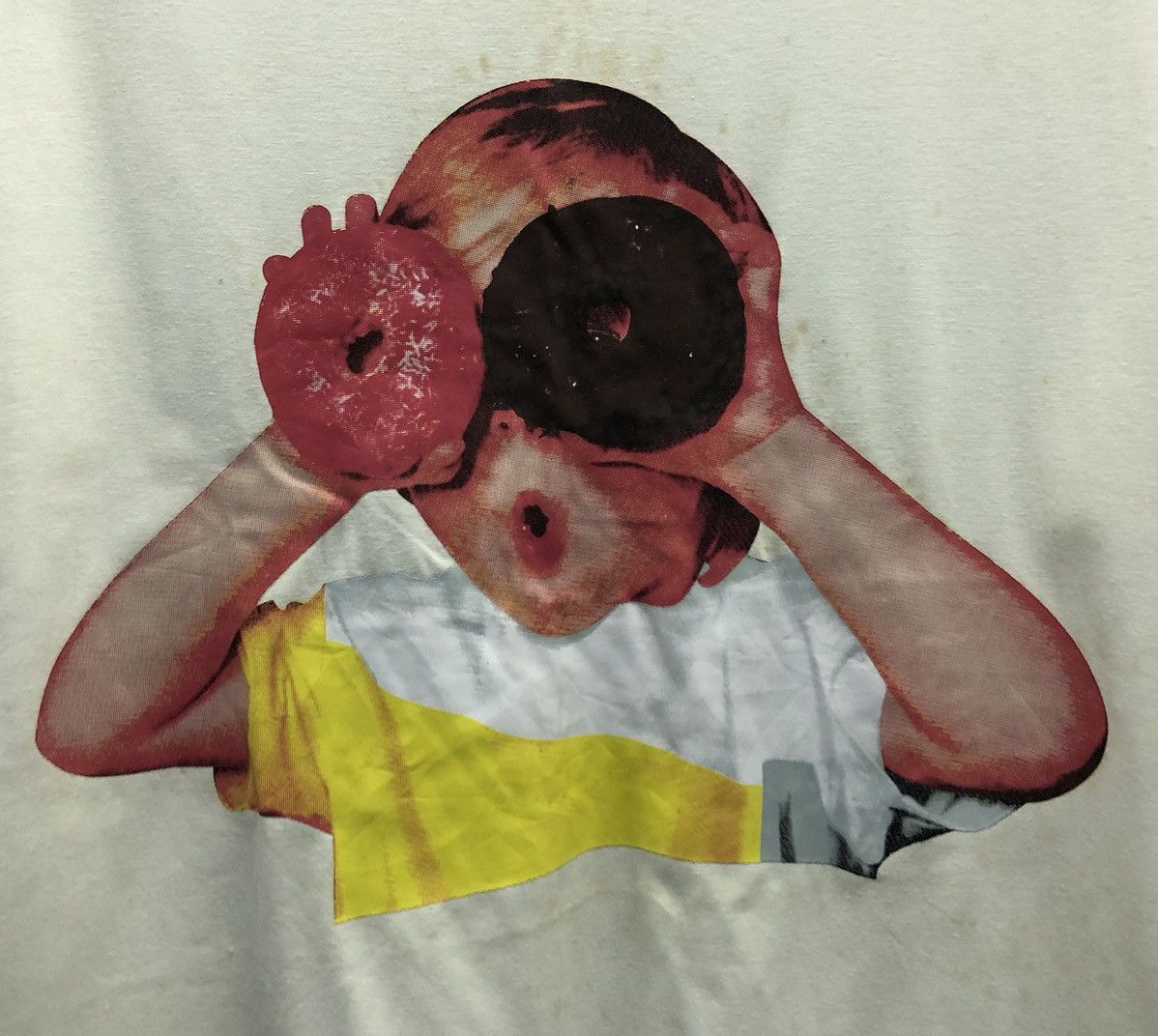 Vintage Vintage Art In Colours Child Holding Two Donuts T-Shirt Size US XL / EU 56 / 4 - 3 Thumbnail