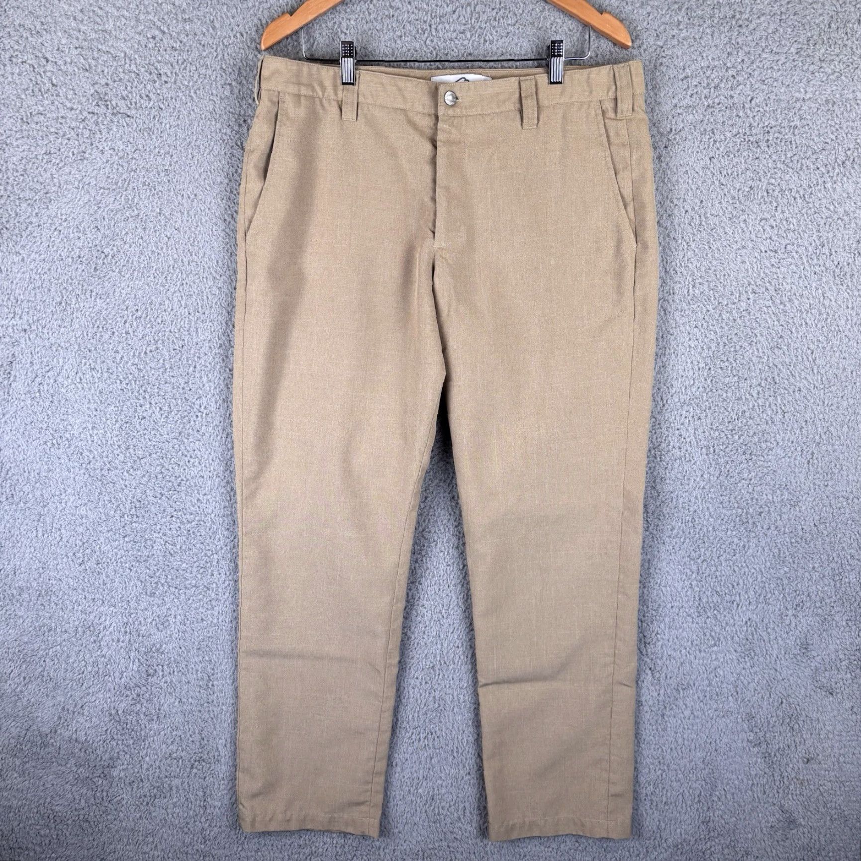 Vintage Bluffworks Pants Mens 36x32 Tan Chino Commuter Work Play Lightweight Golf Slim Straight Pockets 32 Inseam Regular Brown Size US 36 / EU 52 - 2 Thumbnail
