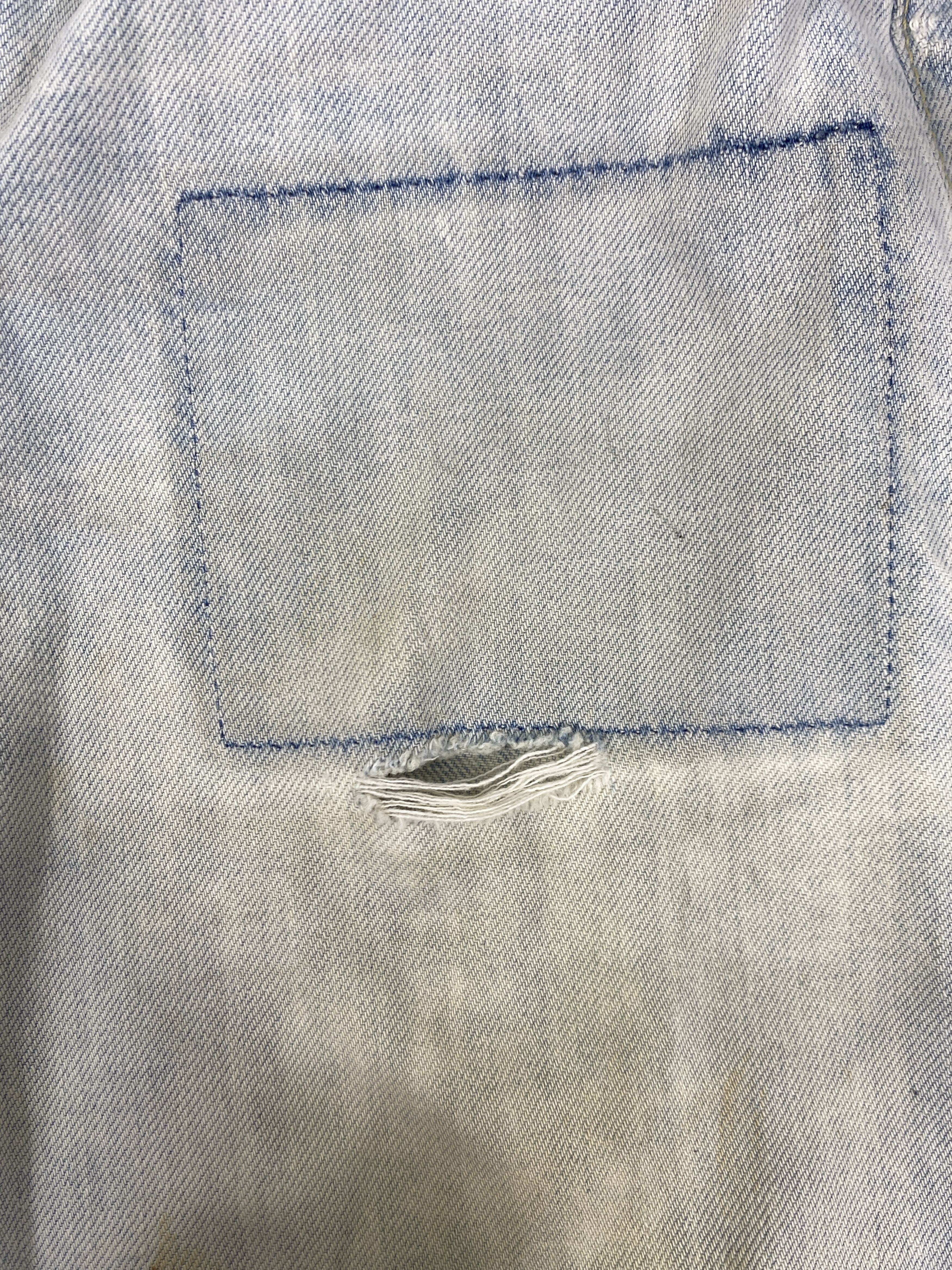 Japanese Brand Light Blue Wash Vintage Levis 501 Jeans 34x33 - JN3130 Size US 34 / EU 50 - 11 Thumbnail