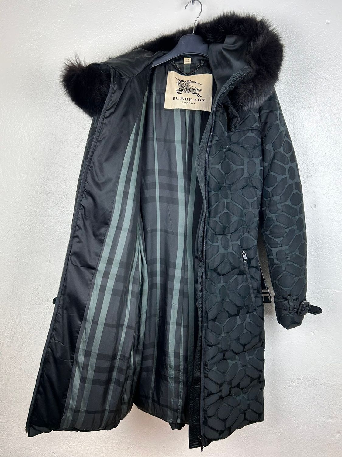 Burberry Burberry London Blue Fox Fur Mallard Duck Down Parka Jacket Size S / US 4 / IT 40 - 16 Thumbnail