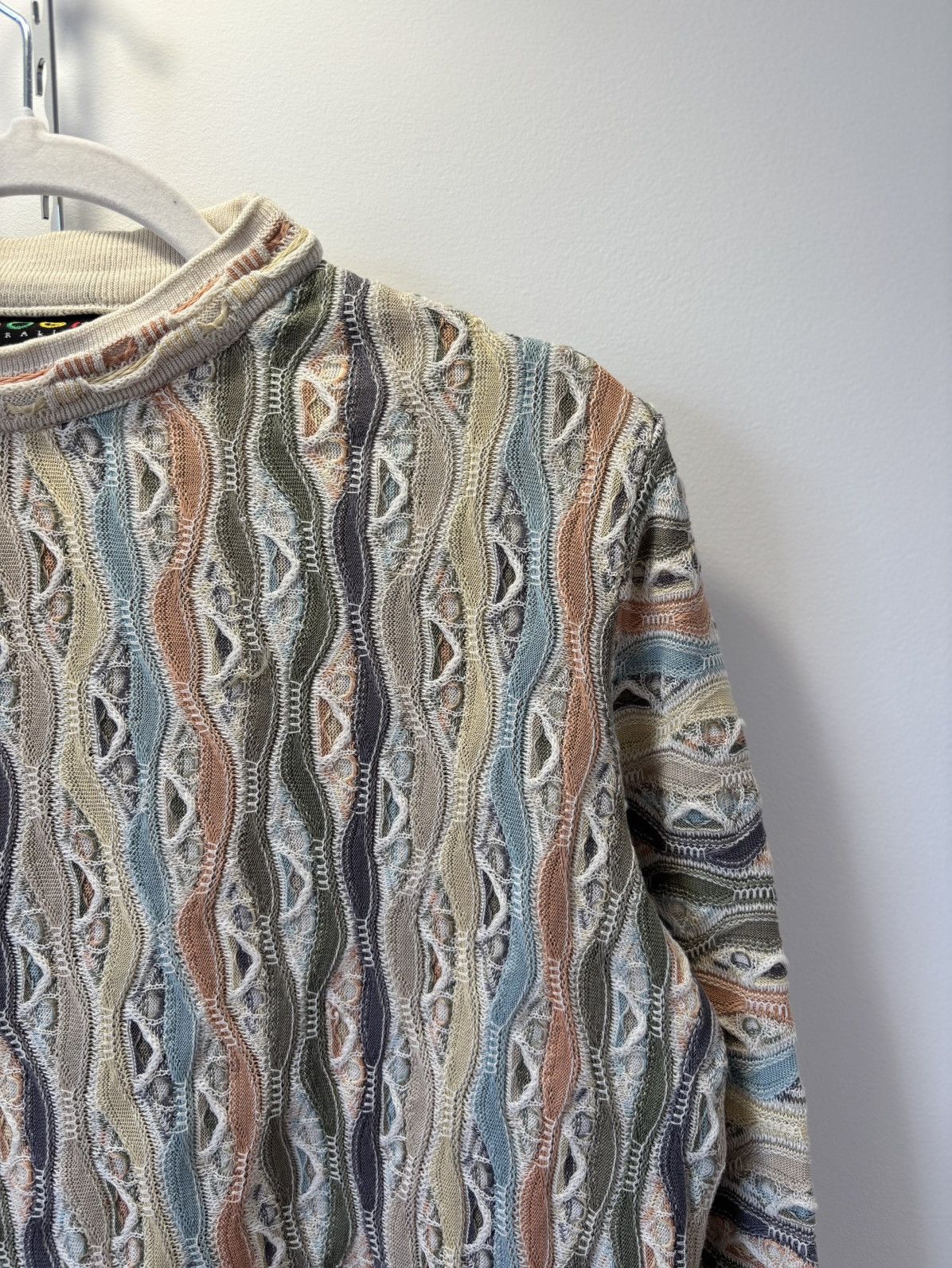 Coogi Coogi Vintage Pastel 3D Knit Sweater Women’s S 100% cotton Size S / US 4 / IT 40 - 3 Thumbnail