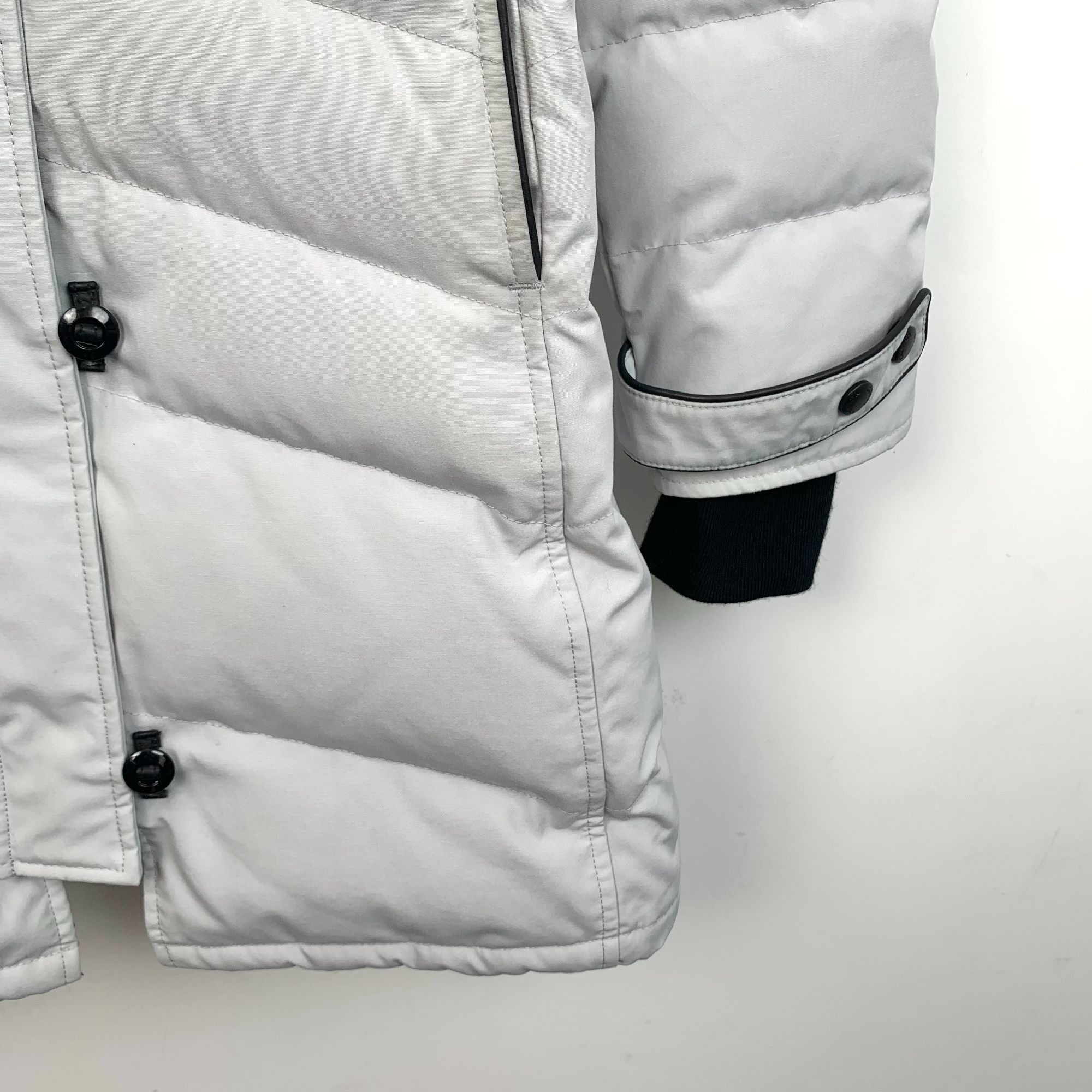 Canada Goose Canada Goose White Logo Hooded Fur Trim Parka (Size XS) Size XS / US 0-2 / IT 36-38 - 13 Thumbnail