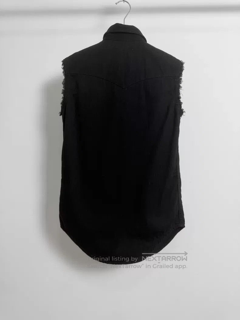 Saint Laurent Paris Saint Laurent Paris Sleeveless Frayed Western Denim Vest S Size US XS / EU 42 / 0 - 2 Thumbnail