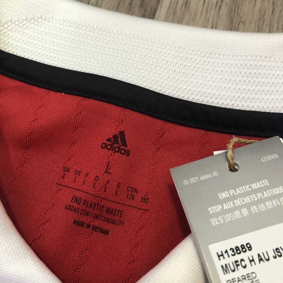 Adidas Manchester United 22/23 player issue shirt #7 Ronaldo Size US L / EU 52-54 / 3 - 7 Thumbnail