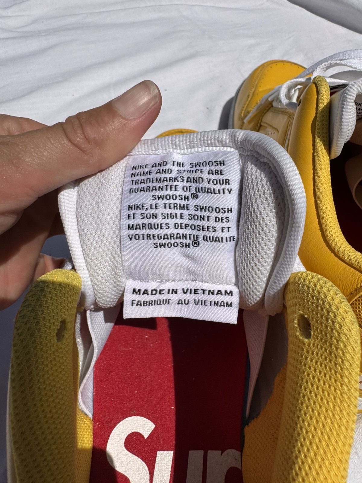 Nike × Supreme 2017 Nike x Supreme Air Force 2 Yellow Size US 9 / EU 42 - 5 Thumbnail
