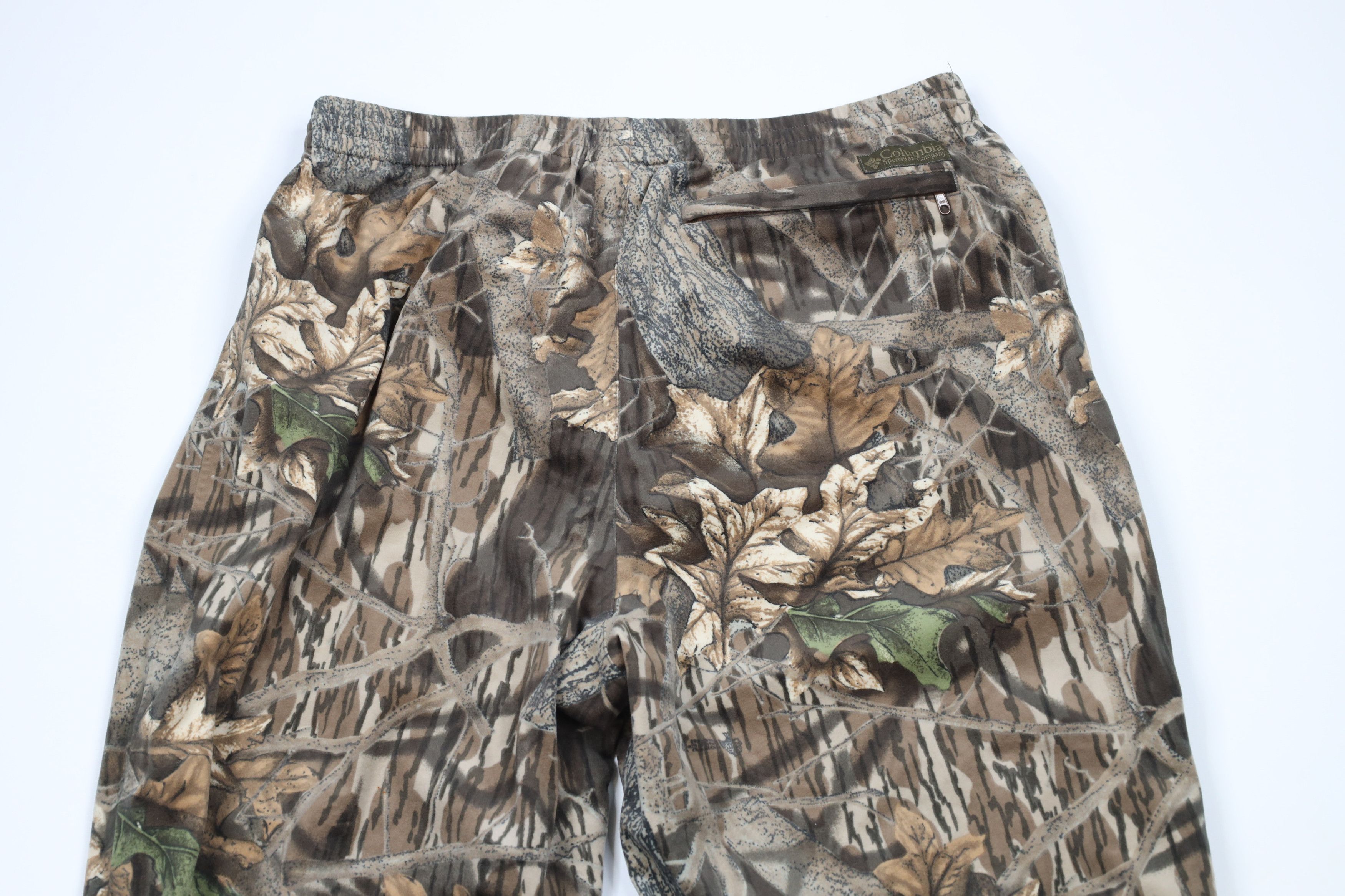 Columbia × Vintage Vintage Columbia Cloth Mossy Oak Camouflage Wide Leg Pants Size US 38 / EU 54 - 9 Thumbnail