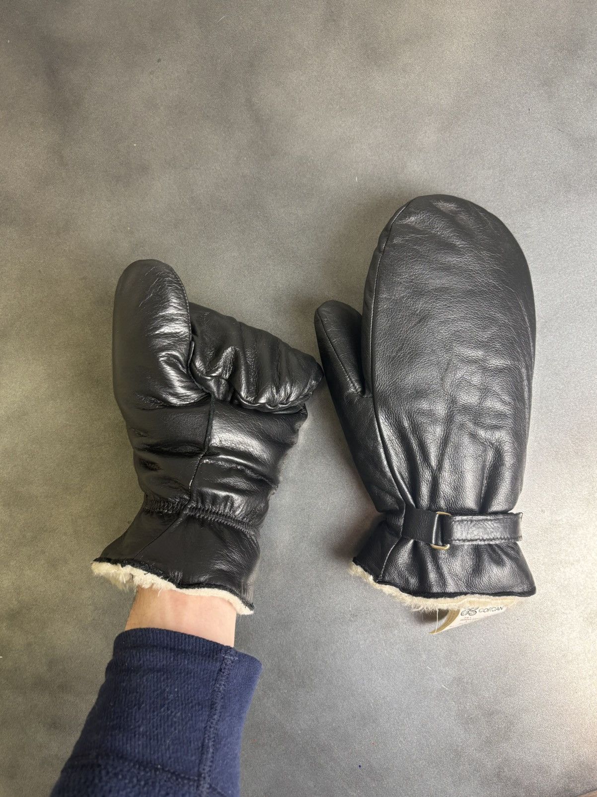 Vintage 1980s Prison Guard Mittens Vintage Shearling Mitts Leather Size ONE SIZE - 14 Thumbnail