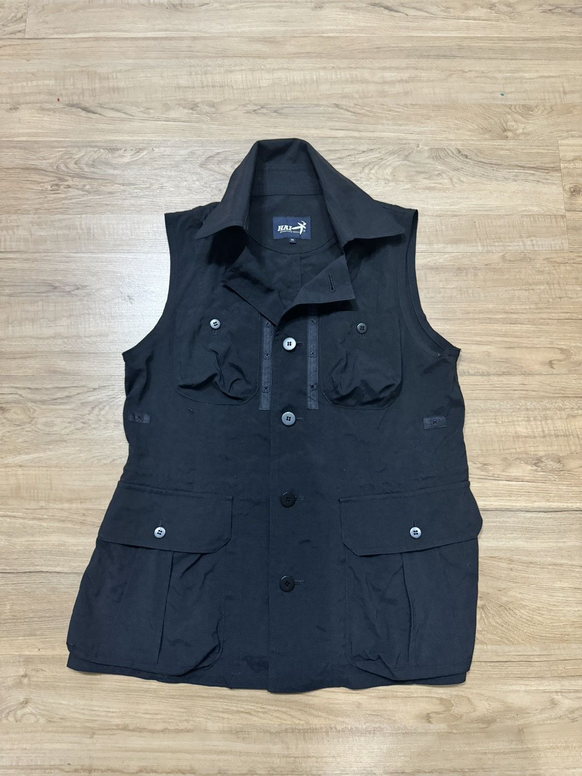 image of Issey Miyake Vintage Hai Sporting Gear Issye Miyake Sleeveless Jacket in Black, Women's (Size Mediu