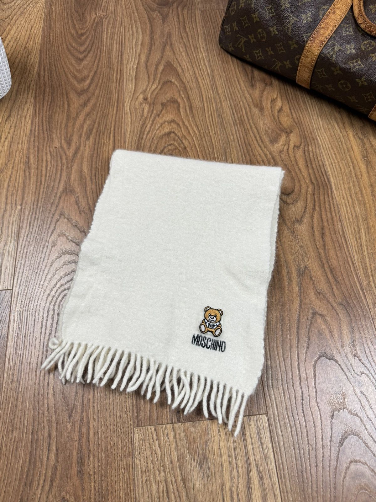 Moschino Vintage wool scarf Moschino Bear original luxury item Size ONE SIZE - 1 Thumbnail