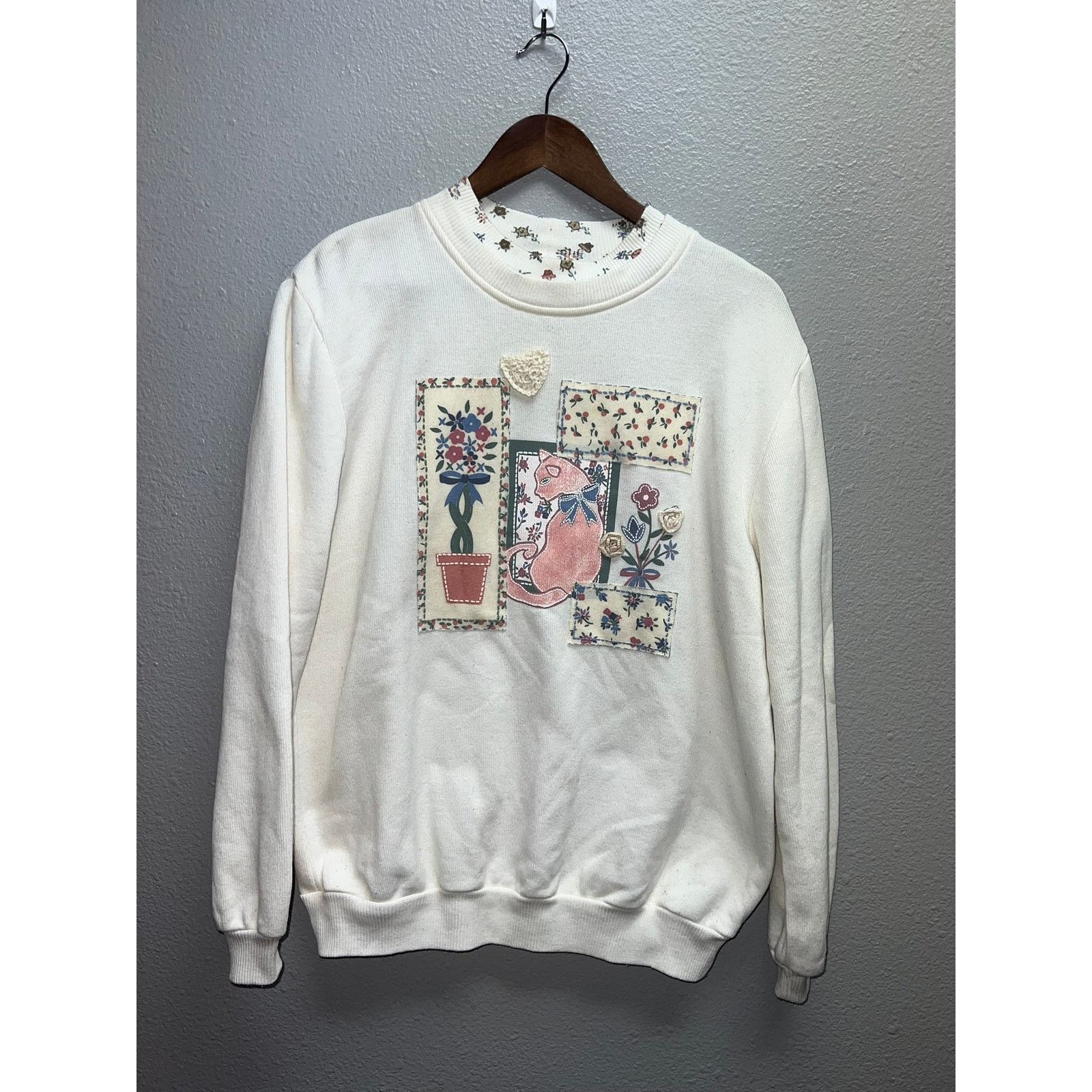 Vintage Womens Vintage Cat Sweatshirt Crewneck Teddi Pink Art VTG M Size M / US 6-8 / IT 42-44 - 1 Thumbnail