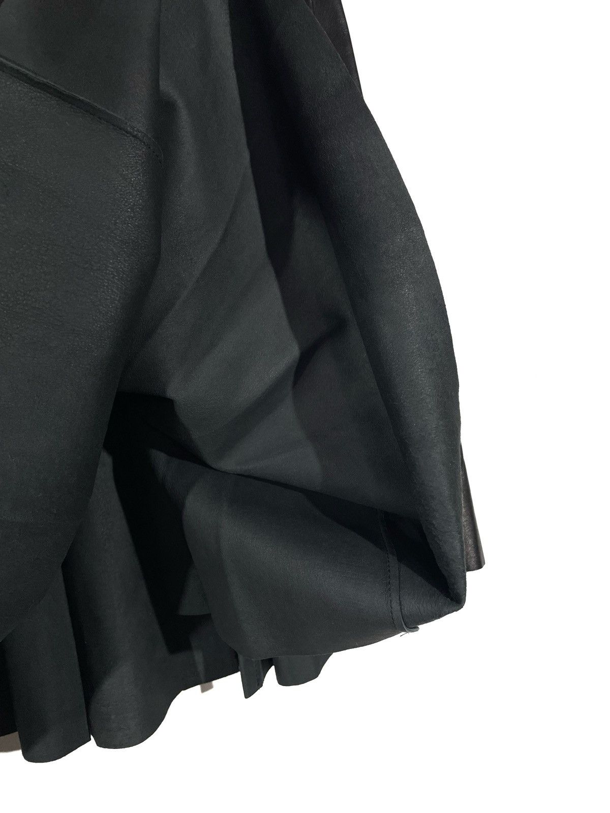 Alexander McQueen Alexander McQueen Women Black Pleated Leather Skirt Size 40 Size 27" / US 4 / IT 40 - 11 Thumbnail