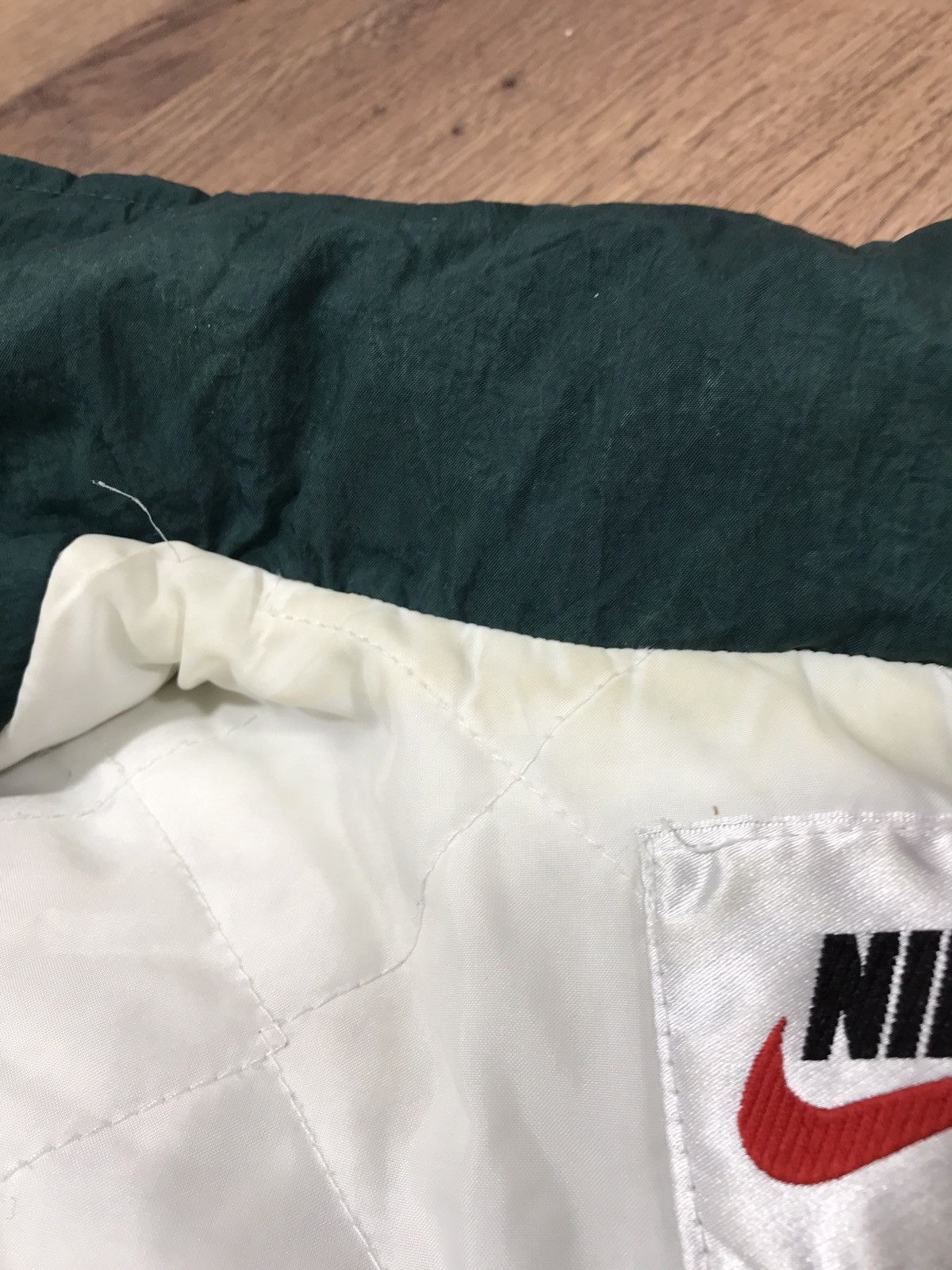 Nike Vintage 90s Nike Big Logo Swoosh Basketball Rare Size US L / EU 52-54 / 3 - 15 Thumbnail