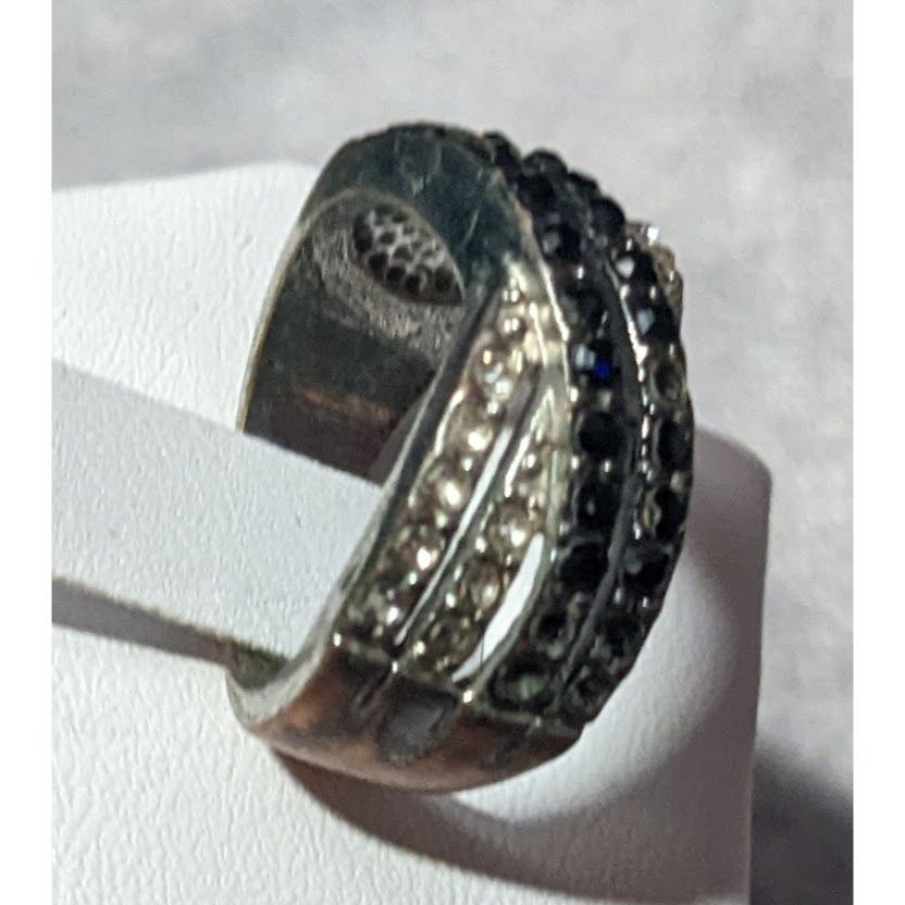 Other Black And Silver Quadruple Line Crisscross Rhinestone Ring S Size ONE SIZE - 3 Thumbnail