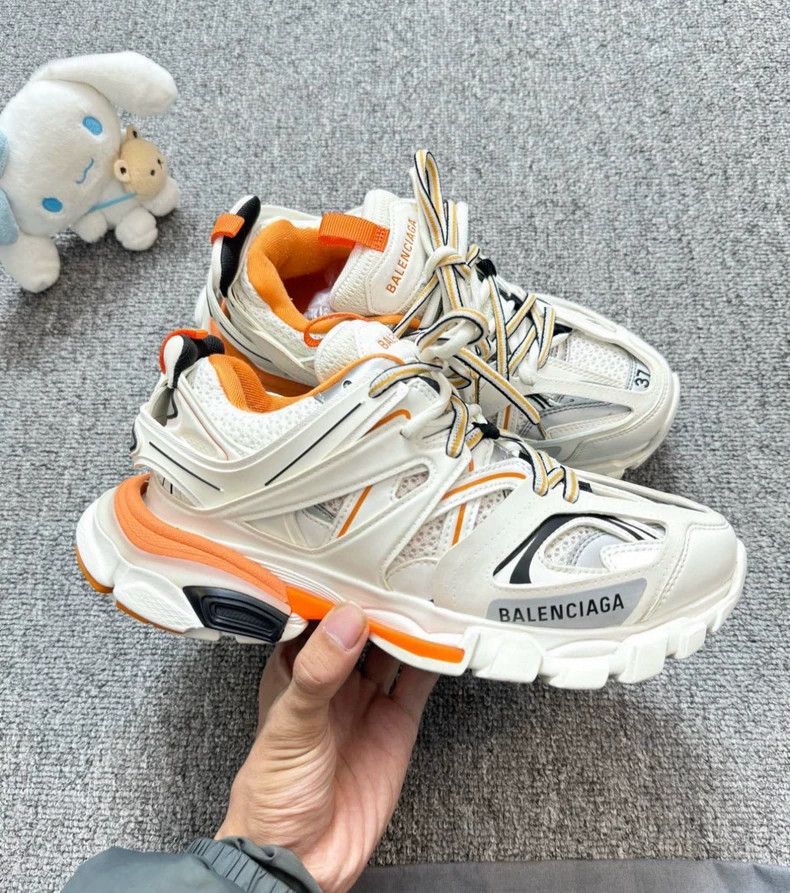 Balenciaga Balenciaga White Orange Track Low-Top Casual Dad Shoes 2502 Size US 5 / EU 37 - 3 Thumbnail