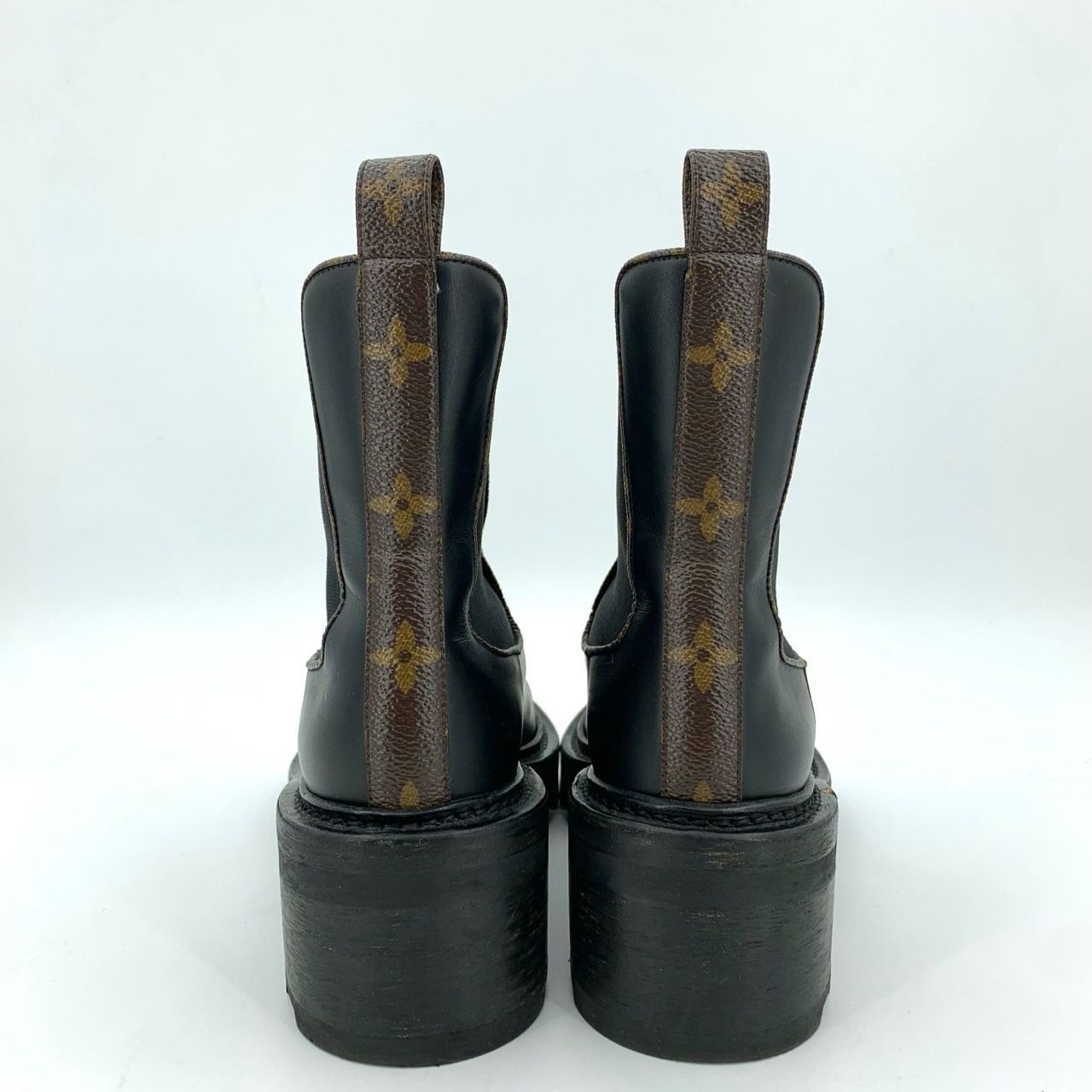 Louis Vuitton Louis Vuitton Black Leather Mid-Calf Boots 36.5 Thick Sole S Size US 6.5 / IT 36.5 - 7 Thumbnail