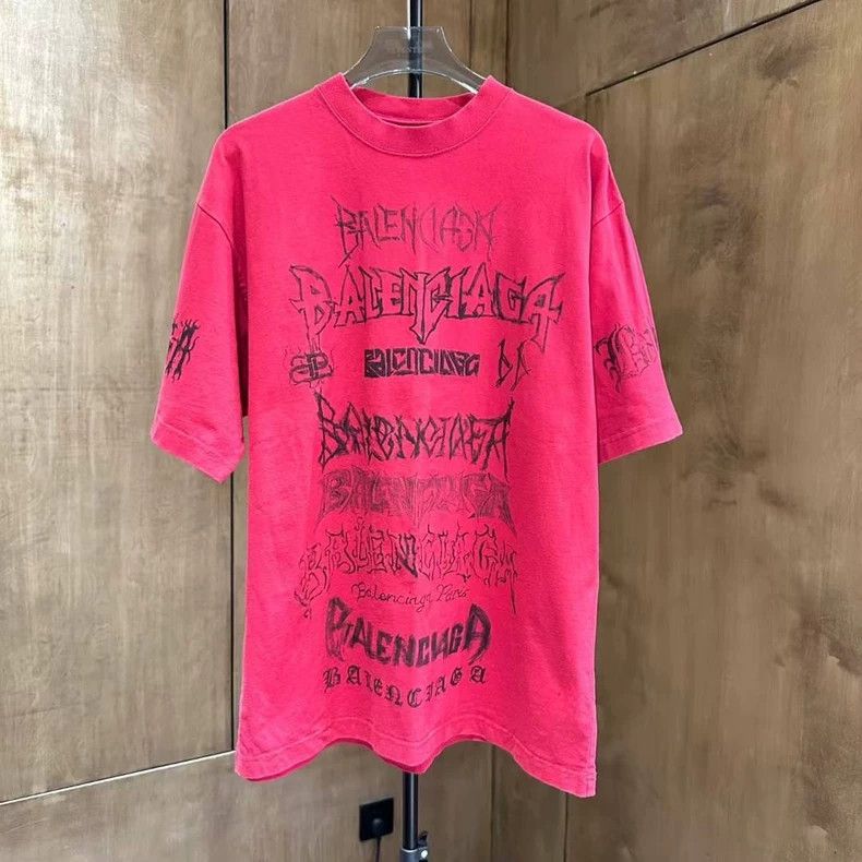 Balenciaga Balenciaga Dragon Year Red Graffiti Tee - dmc Size US S / EU 44-46 / 1 - 1 Thumbnail