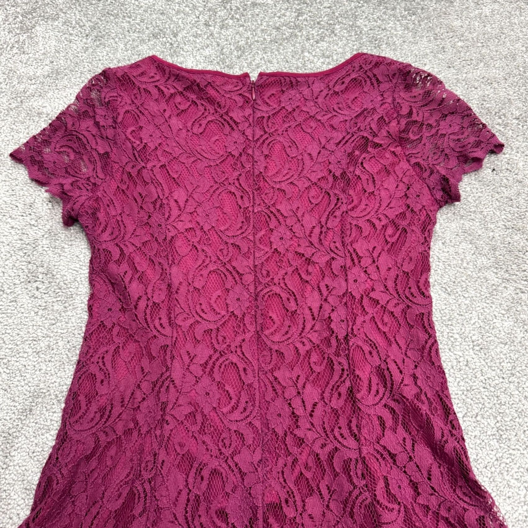 BCBGeneration BCBGeneration Dress Mini A-Line Pink Floral Lace 6 Womens Lined Short Sleeve Size M / US 6-8 / IT 42-44 - 4 Thumbnail