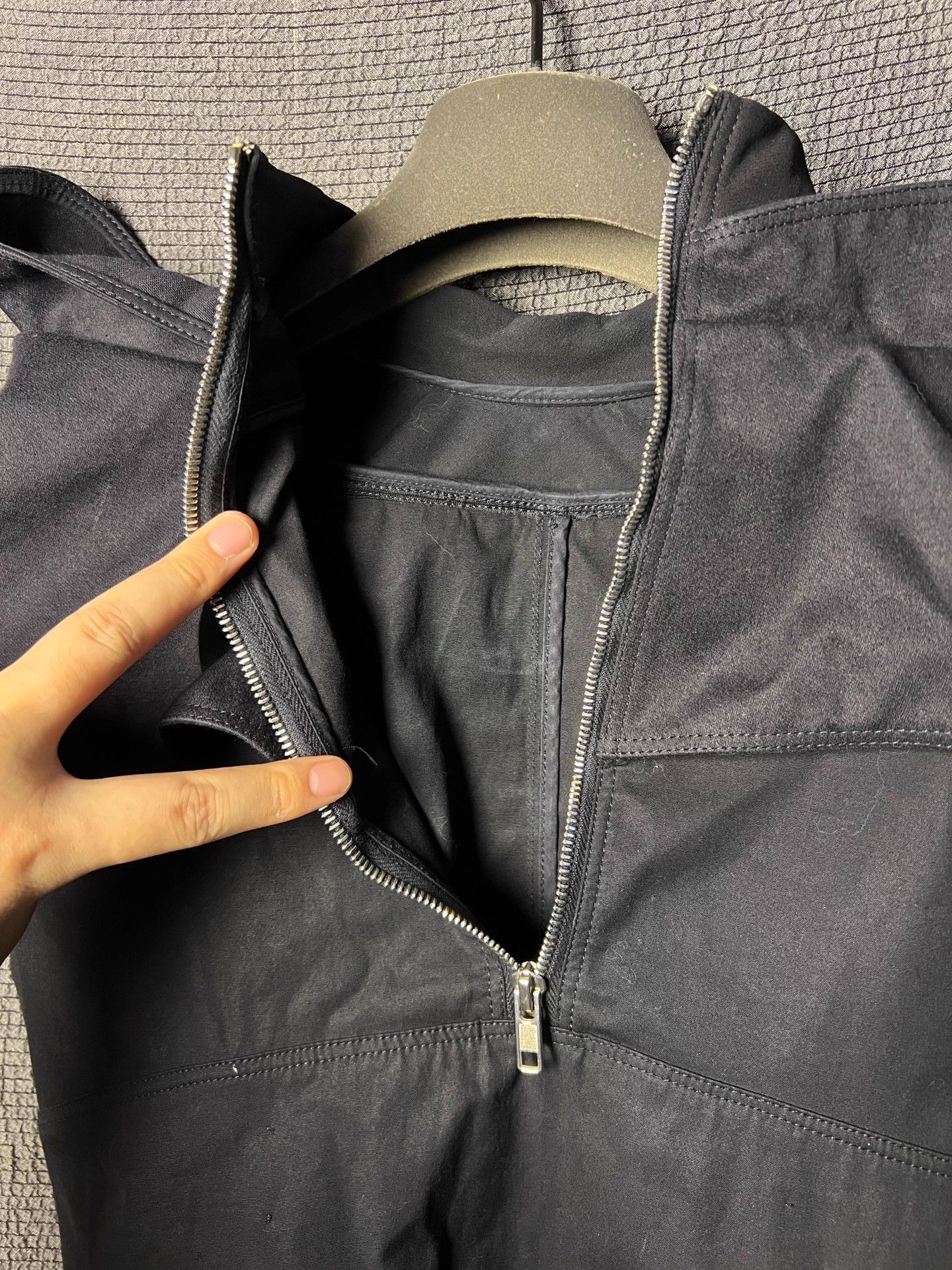Rick Owens Rick Owens 14SS Geometric Collar Back Zip Tank 42 IT Size US XS / EU 42 / 0 - 5 Thumbnail