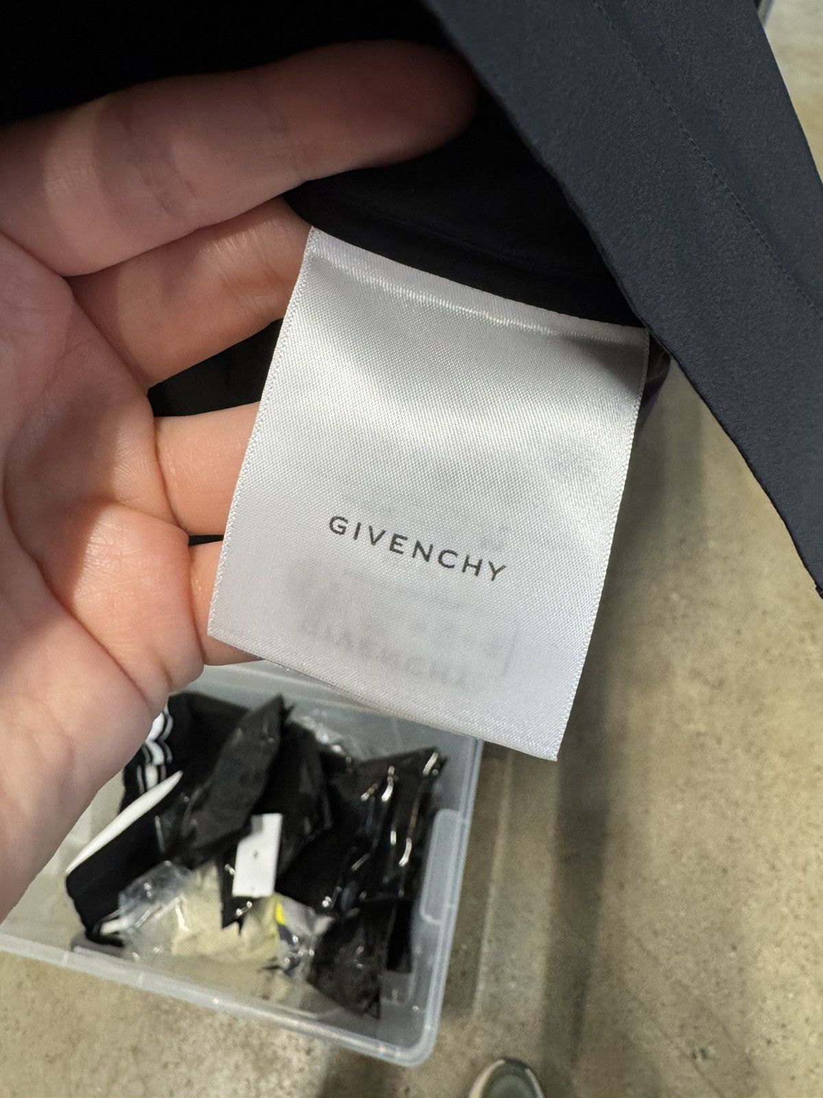 Givenchy Givenchy Logo Embroidery Bowling Shirt NEW 1050$ Size US M / EU 48-50 / 2 - 4 Thumbnail