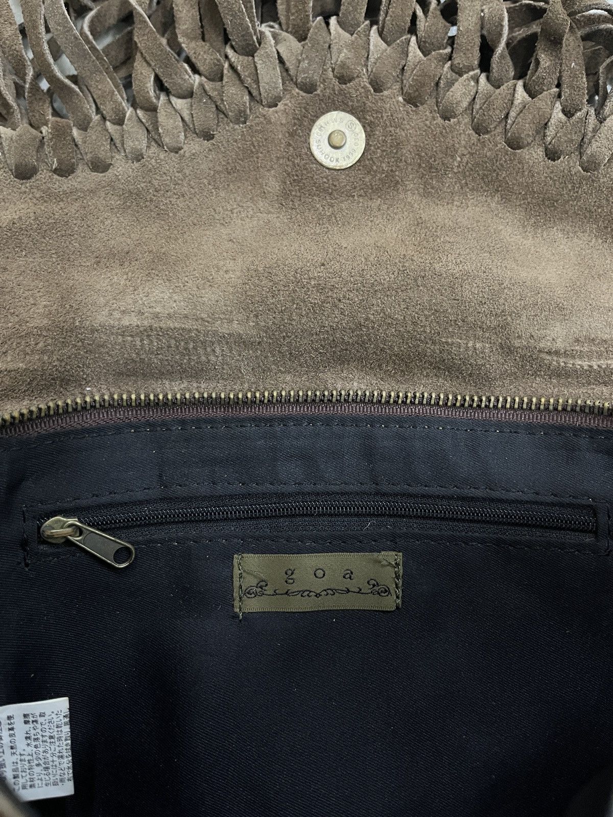 GOA 2000s GOA Fringe Brown Cowhide Suede Leather Sling Bag Size ONE SIZE - 19 Thumbnail