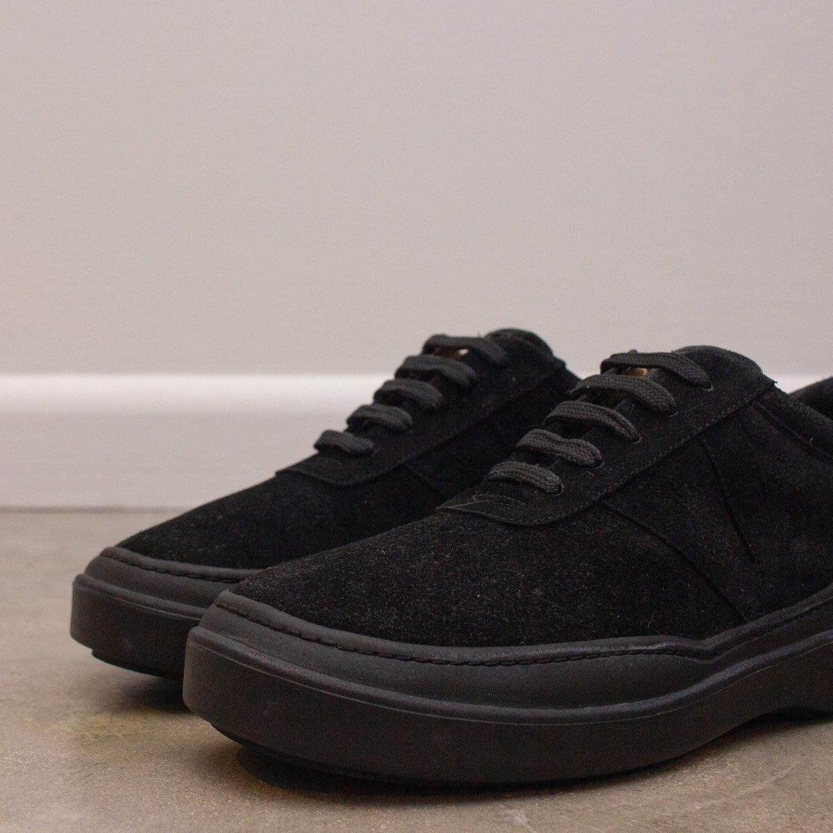 Louis Vuitton Louis Vuitton Leather & Suede Leather Shoes 9 Men's Black Size US 9 / EU 42 - 3 Thumbnail