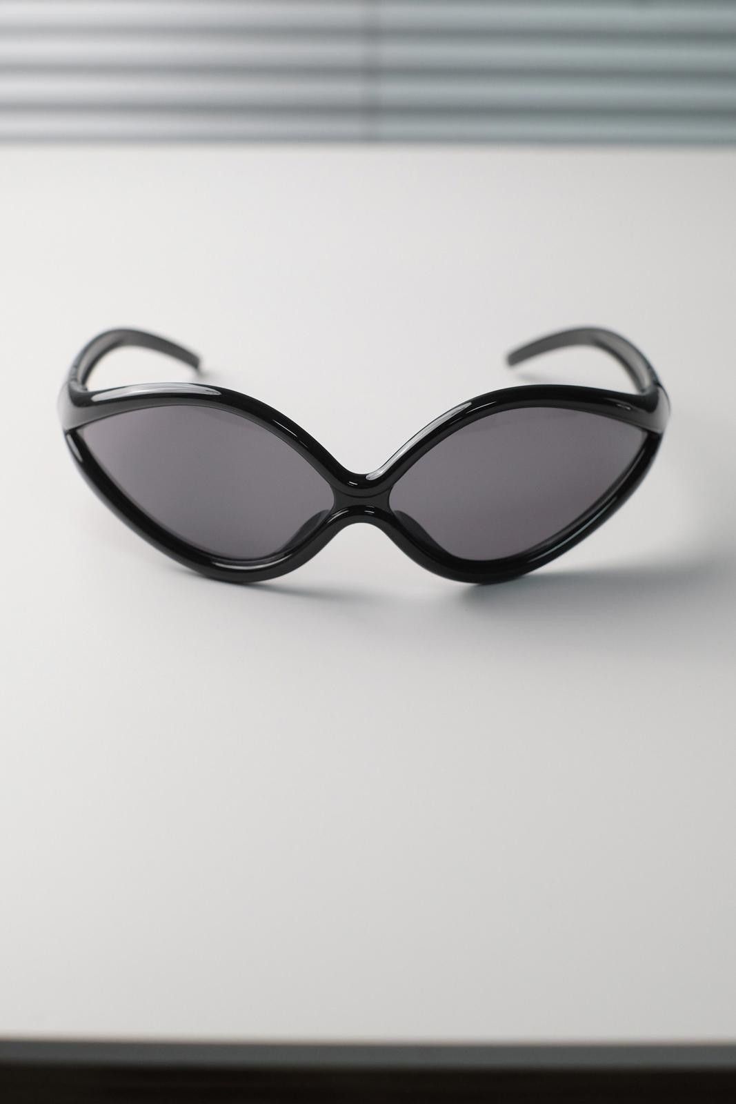 Other Y2k Windproof Avant Garde Futuristic Black Sunglasses Unisex Size ONE SIZE - 6 Thumbnail
