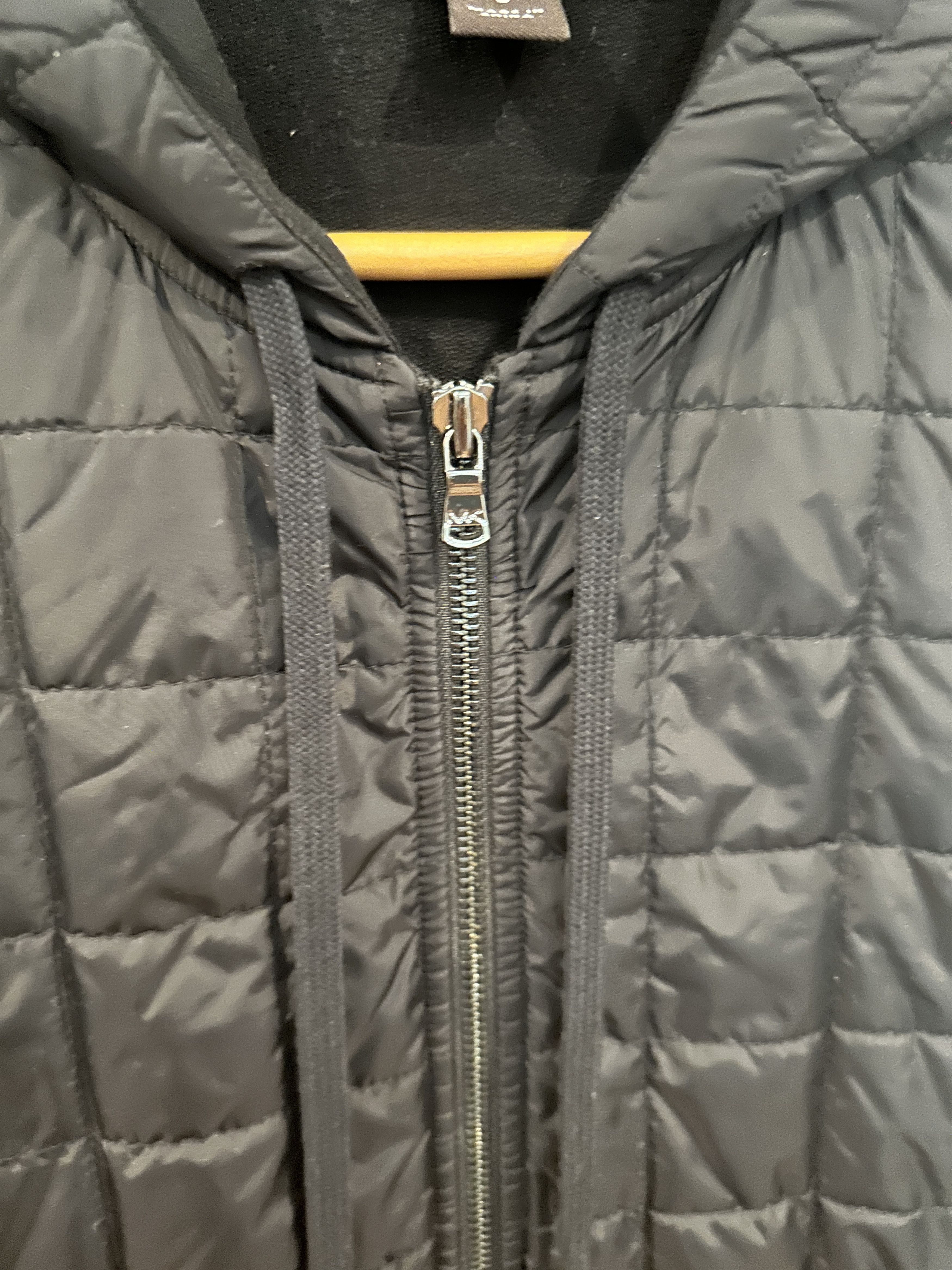Michael Kors Men’s Black Quilted Hooded Vest Size US S / EU 44-46 / 1 - 8 Thumbnail