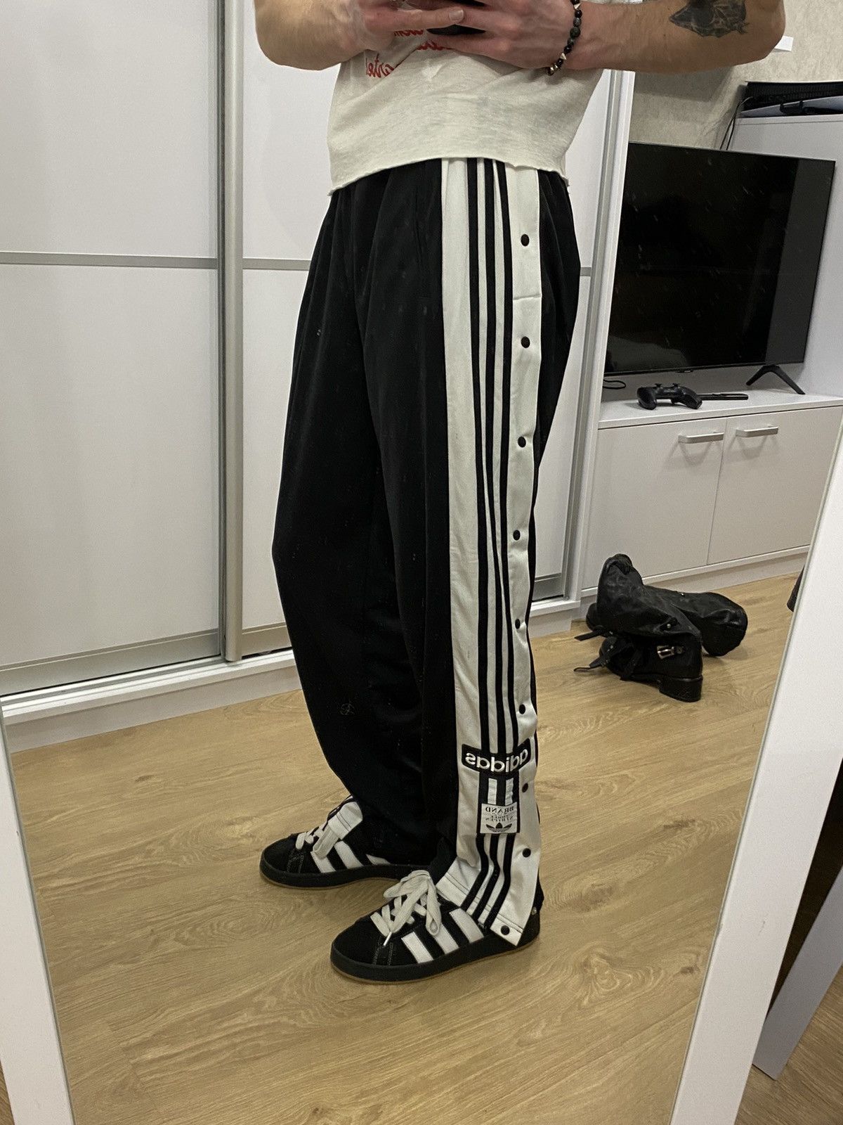 パンツ 90s Adidas Wide Track Pants パンツ 90s adidas France nylon wide pants y2k 90s adidas