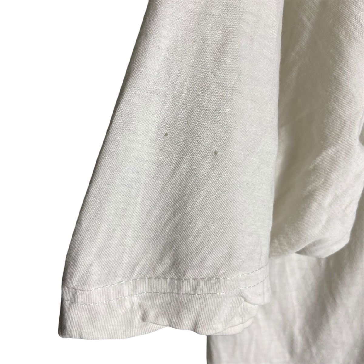 Vintage Vintage 90s Vivre Debout Graphic T-Shirt / Distressed Size US XL / EU 56 / 4 - 11 Thumbnail