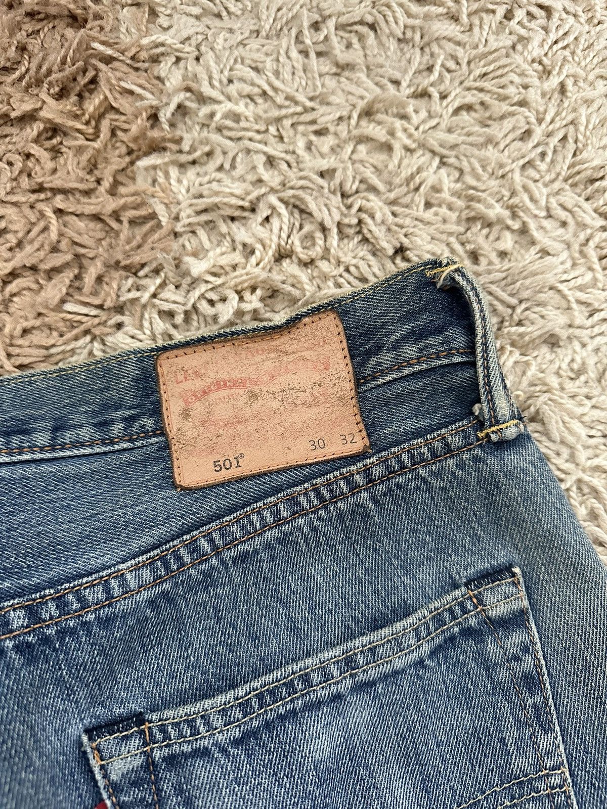 🔥VINTAGE FADED Y2K DISTRESSED LEVIS 501 JEANS🔥