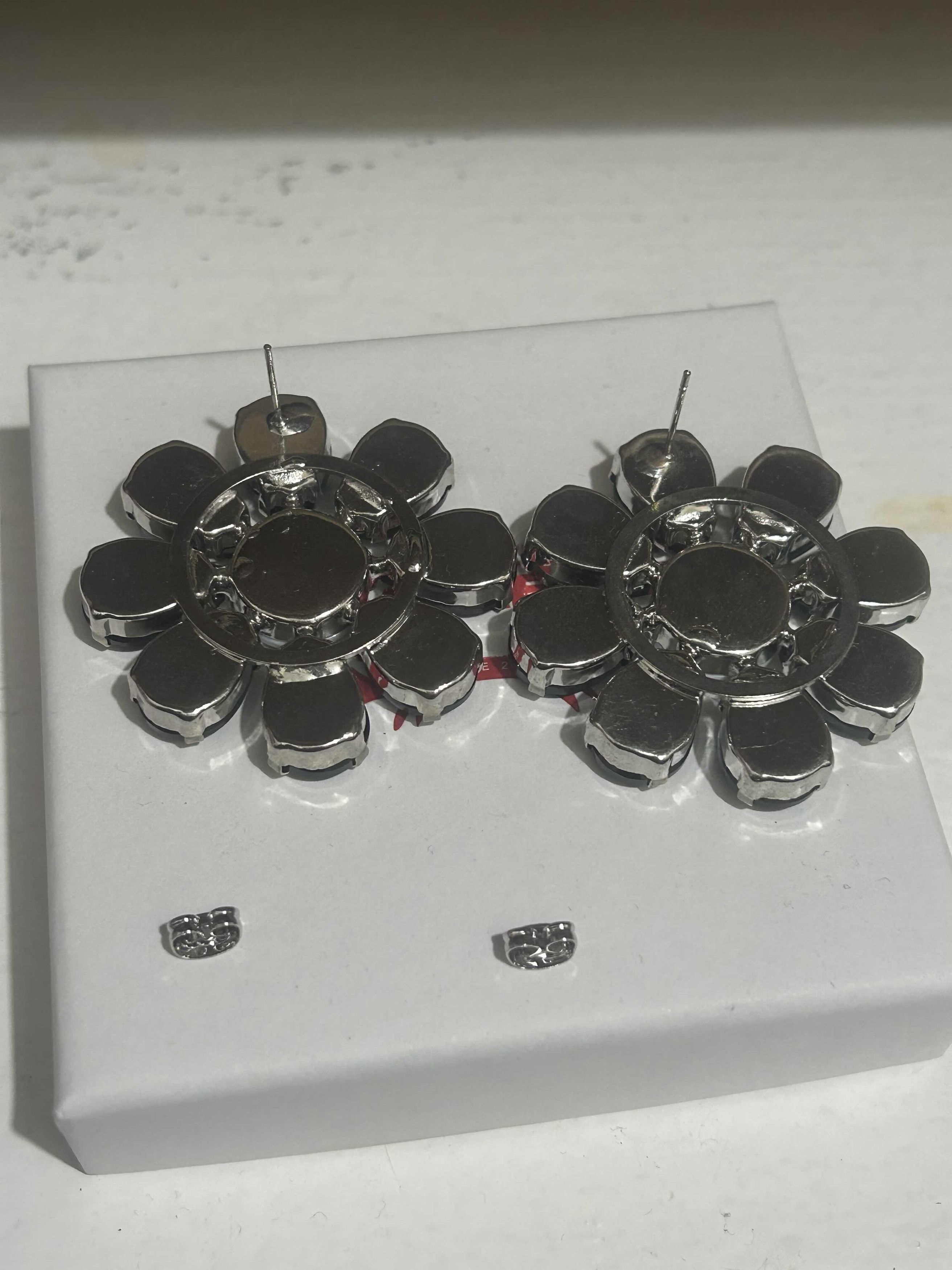 Charles Jeffrey LOVERBOY Black & SIlver Crazy Daisy Earrings Size ONE SIZE - 3 Thumbnail