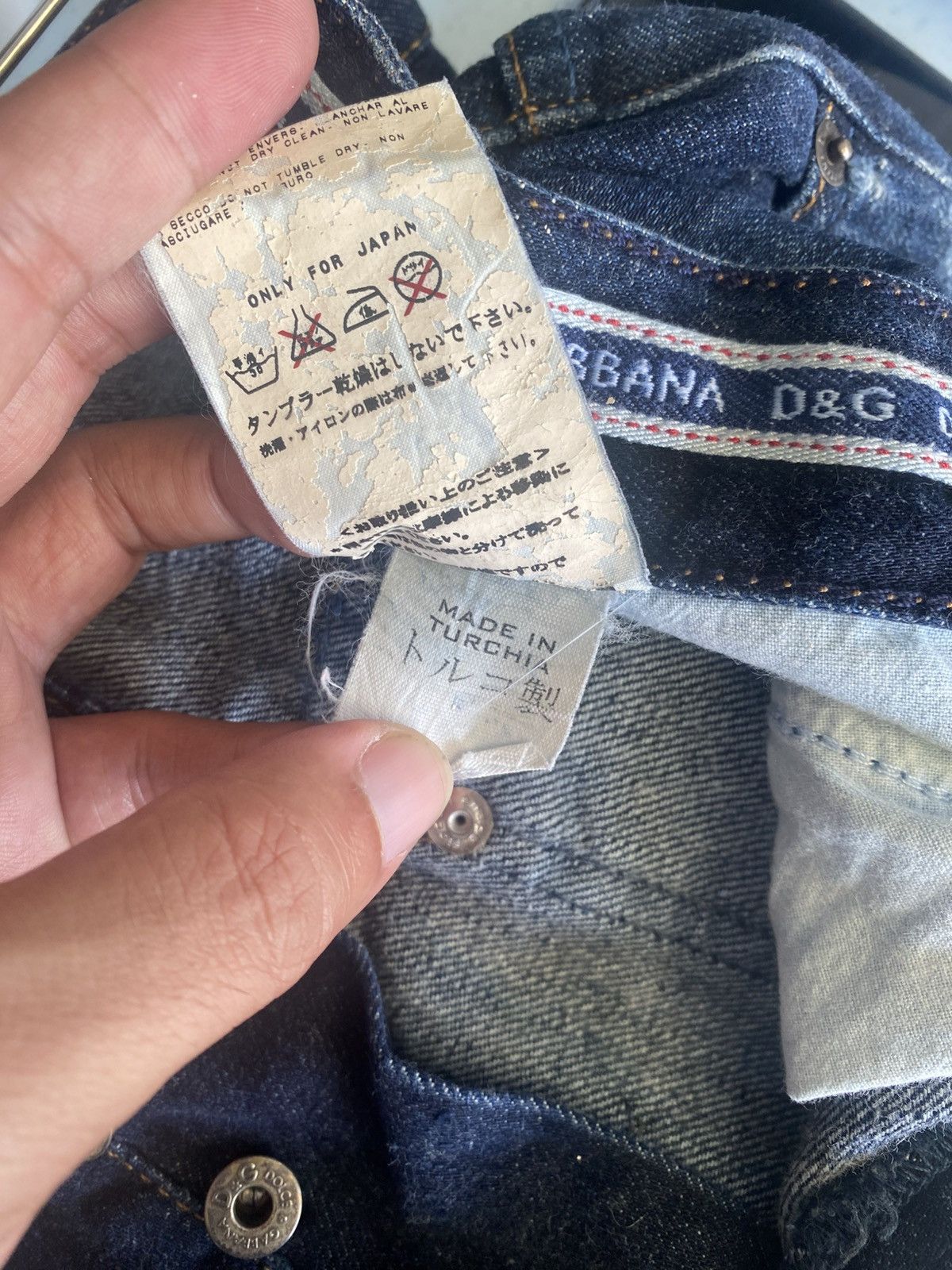 Dolce & Gabbana RARE For JAPAN only! Dolce & Gabbana “Packed With Fun” Jeans Size US 34 / EU 50 - 10 Thumbnail