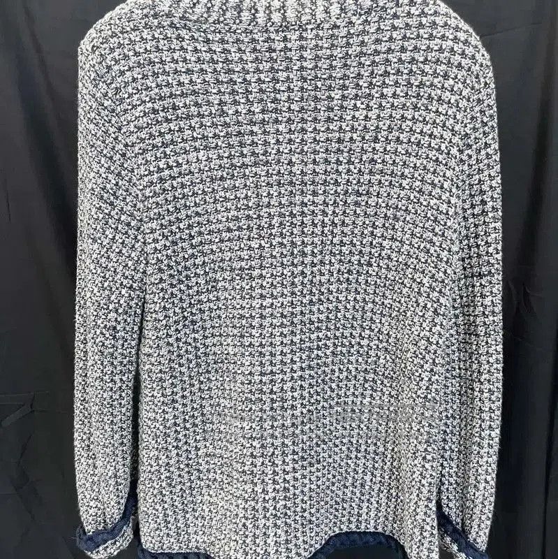 Chanel Chanel Gray Cotton Blend Sweater for Women . Size L / US 10 / IT 46 - 2 Thumbnail