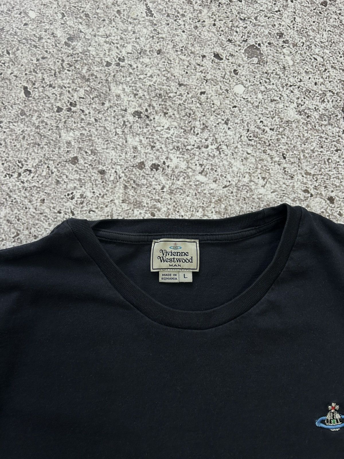 Vivienne Westwood 🔥LASTDROP🔥 Vivienne Westwood Classic Orb Logo T-shirt Hype Size US L / EU 52-54 / 3 - 6 Thumbnail