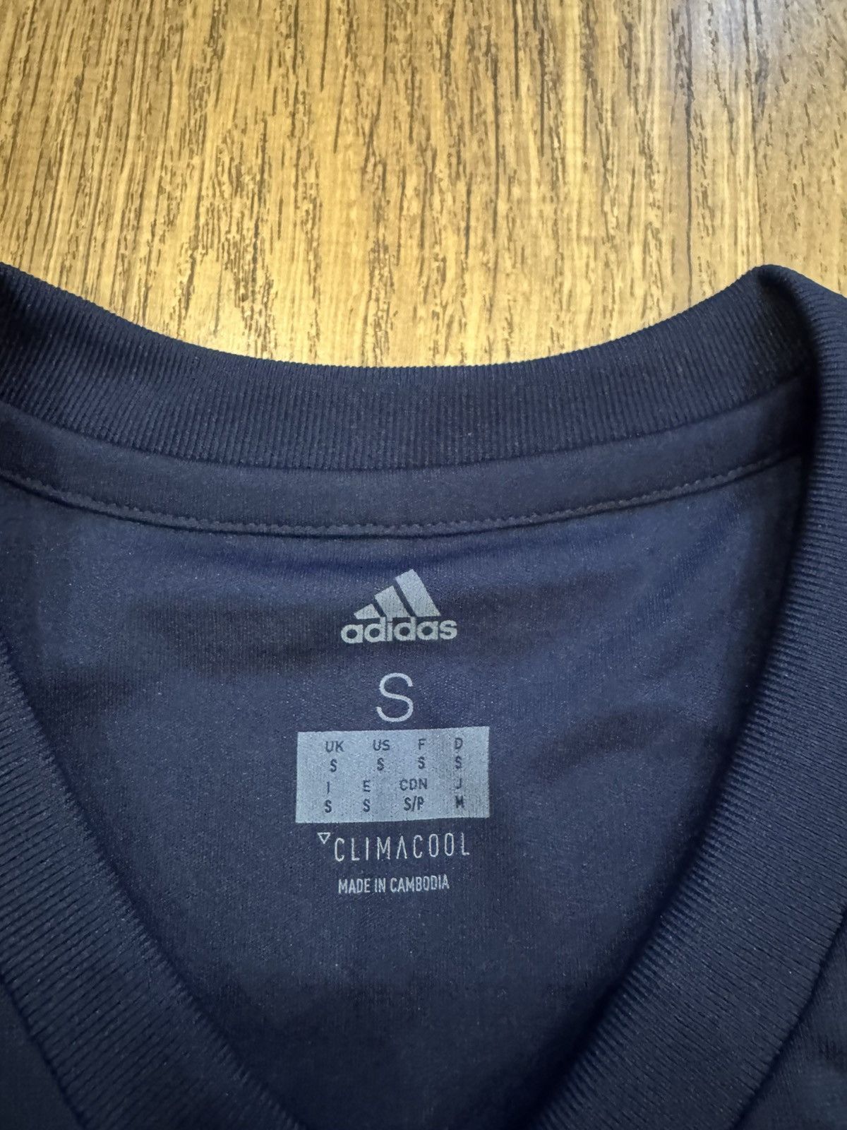 Adidas BAYERN MUNICH 2017 2018 AWAY FOOTBALL SHIRT ADIDAS sz S MEN Size US S / EU 44-46 / 1 - 7 Thumbnail