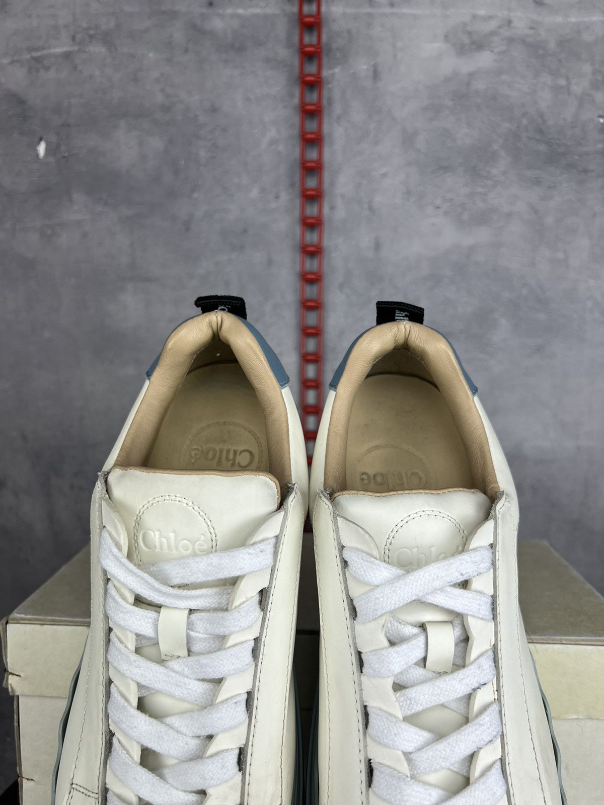 Chloe Chloe Women's White Lauren leather Low Top Sneakers Shoes 39 Size US 9 / IT 39 - 13 Thumbnail