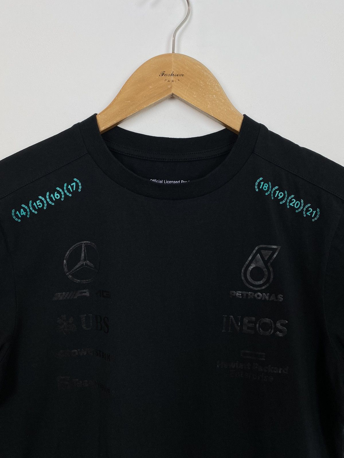 Mercedes-Benz Mercedes-Benz AMG Petronas Formula Uno Team T-shirt Black Size US S / EU 44-46 / 1 - 4 Thumbnail