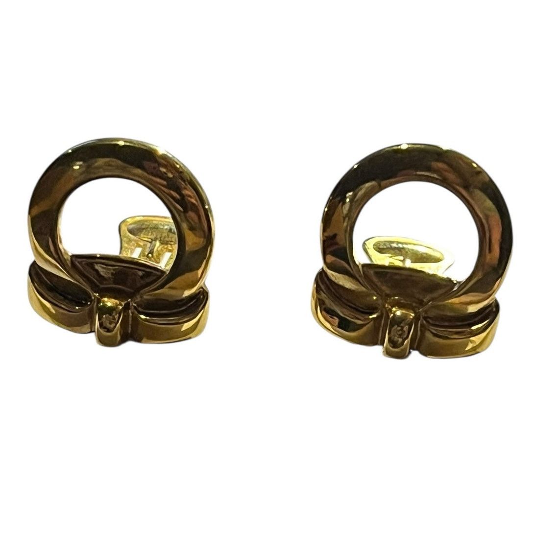 ピアス Salvatore Ferragamo Stud Str 12D Salvatore Ferragamo Stud Str 12D | Grailed