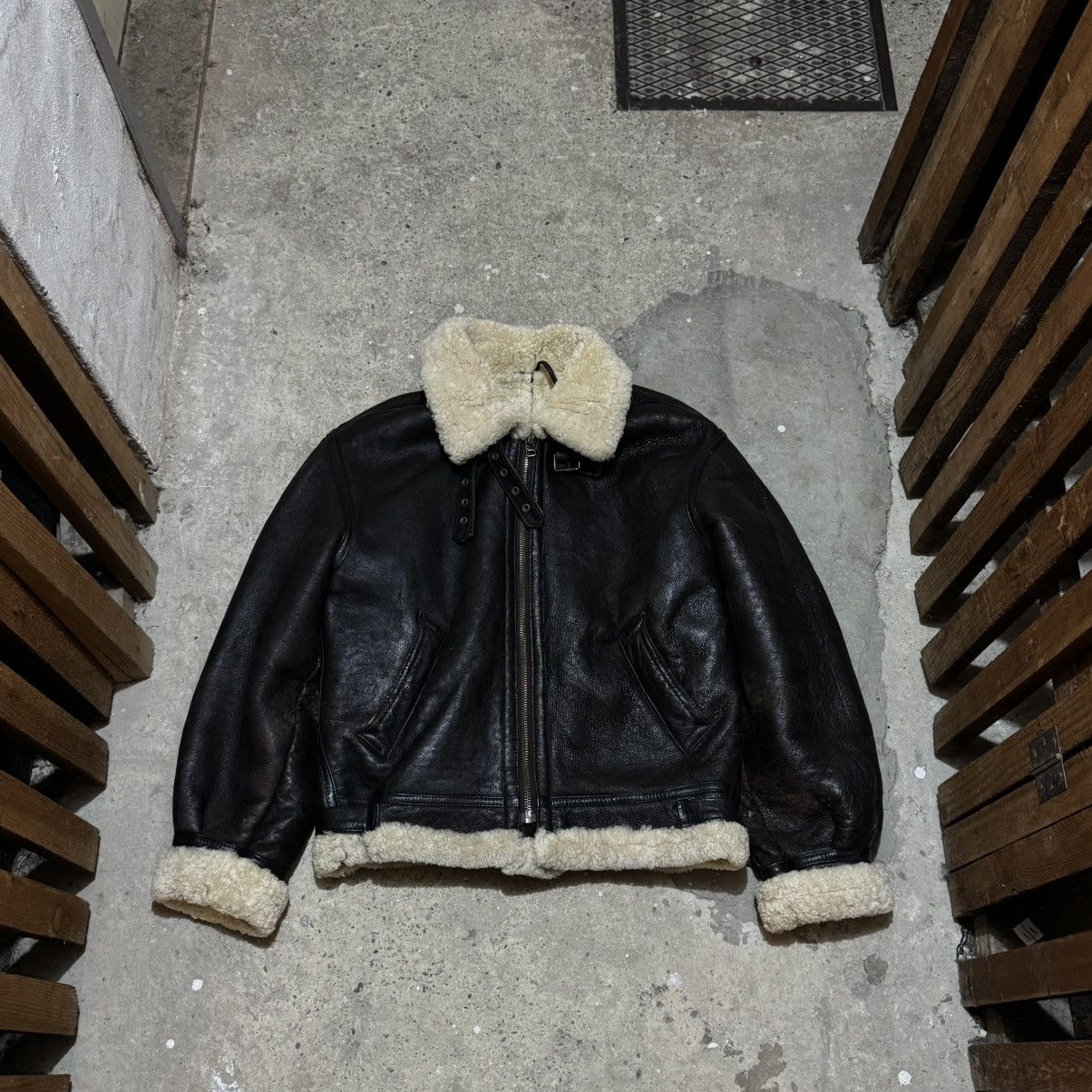 ジャケット・アウター Old US ARMY AIR FORCE B3 Flight Jacket Vintage B-3 Army Air Force Shearling Leather aviation jacket