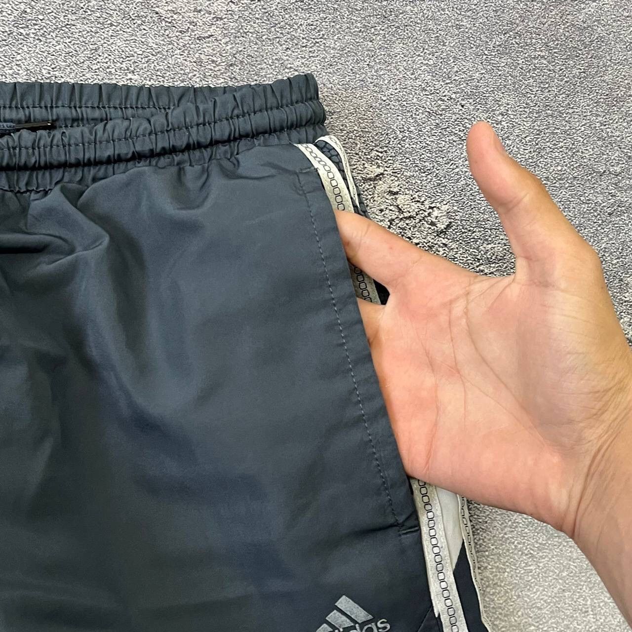 Adidas Vintage Y2K Baggy Adidas Track Pants Parashute Size XL Size US 36 / EU 52 - 6 Thumbnail