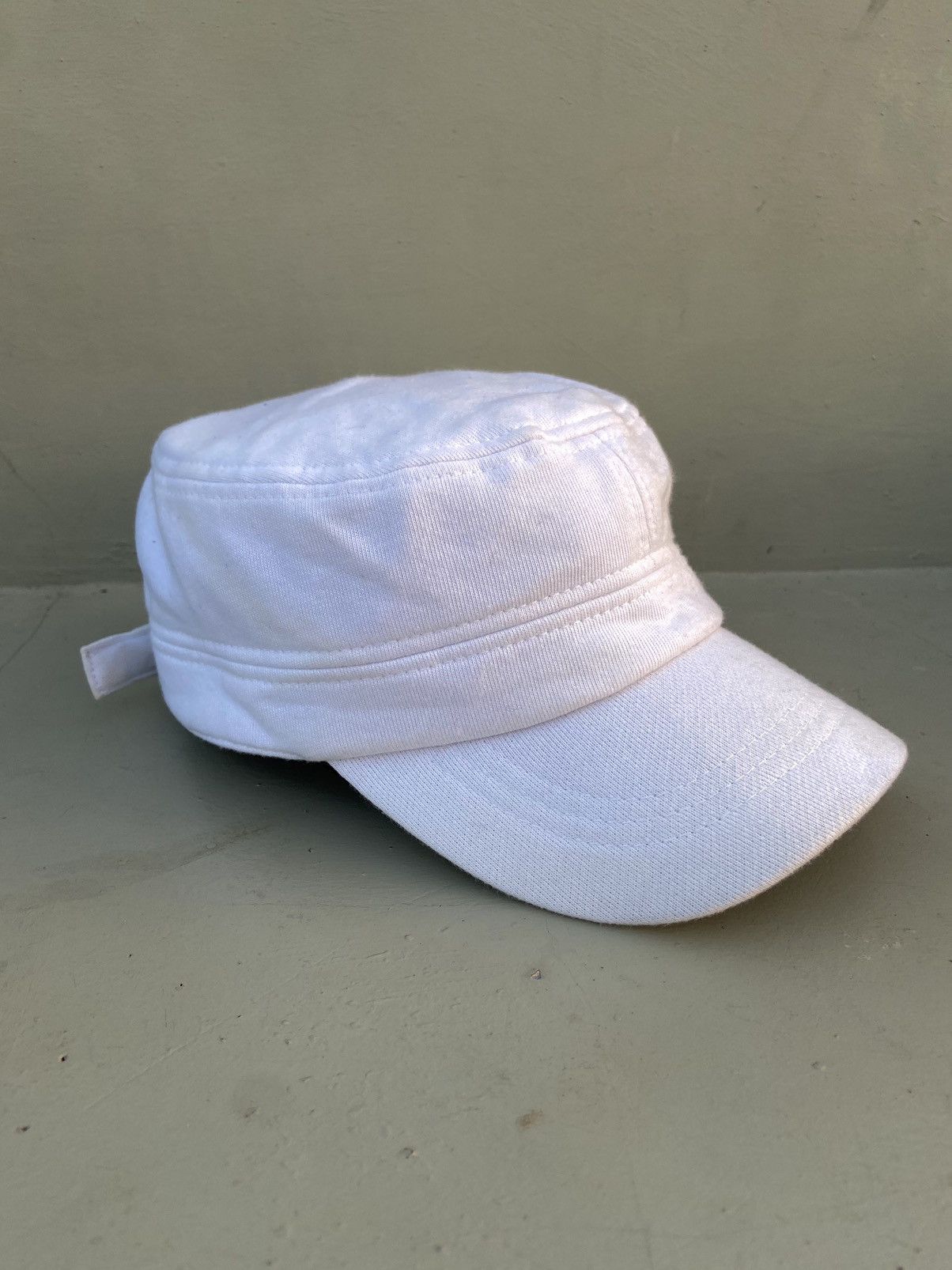 If Six Was Nine 2000s star & button studded ifsixwasnine patrol hat Size ONE SIZE - 6 Thumbnail