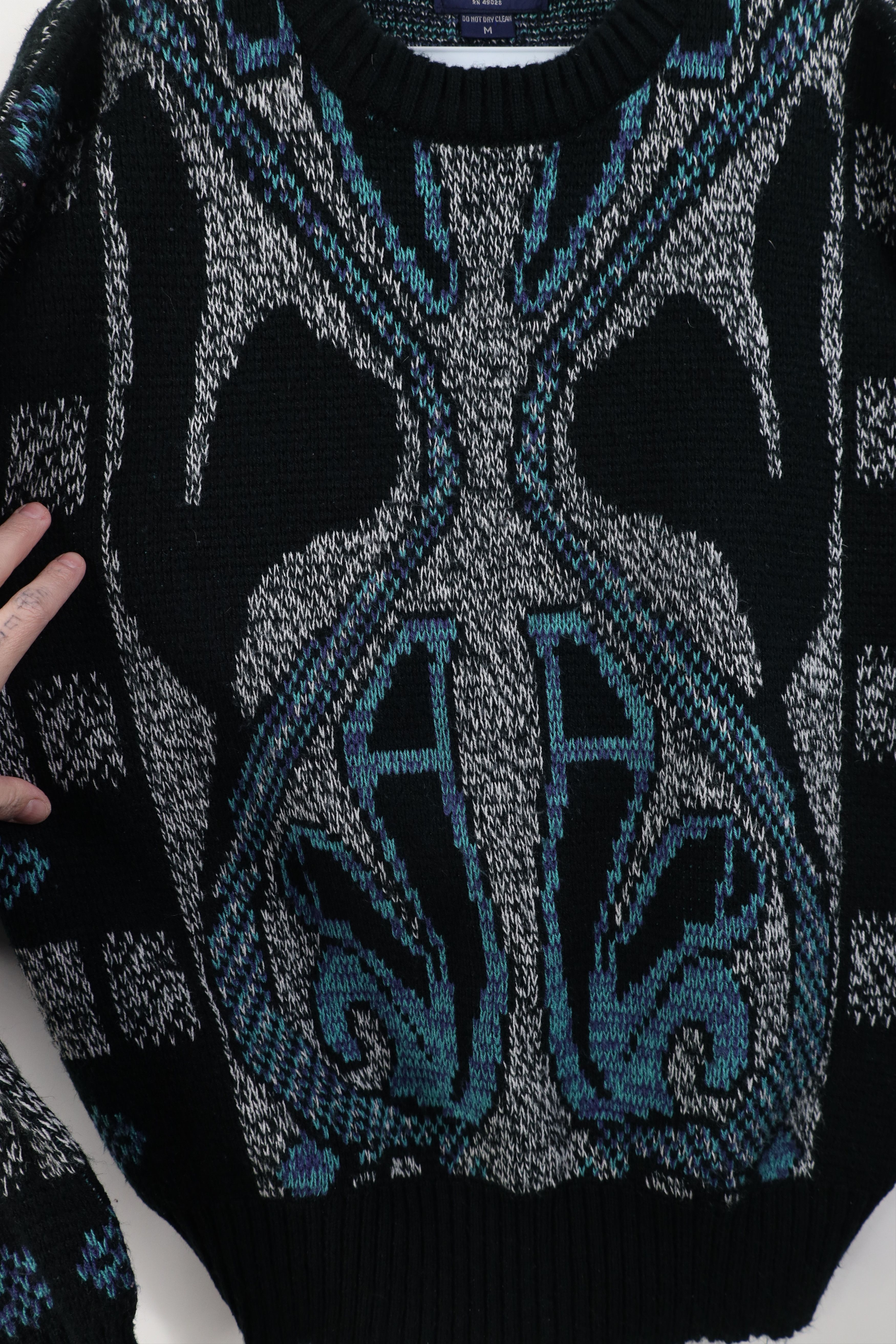 Vintage Vintage 90s Coogi Style Geometric Knit Crewneck Sweater Size M / US 6-8 / IT 42-44 - 4 Thumbnail