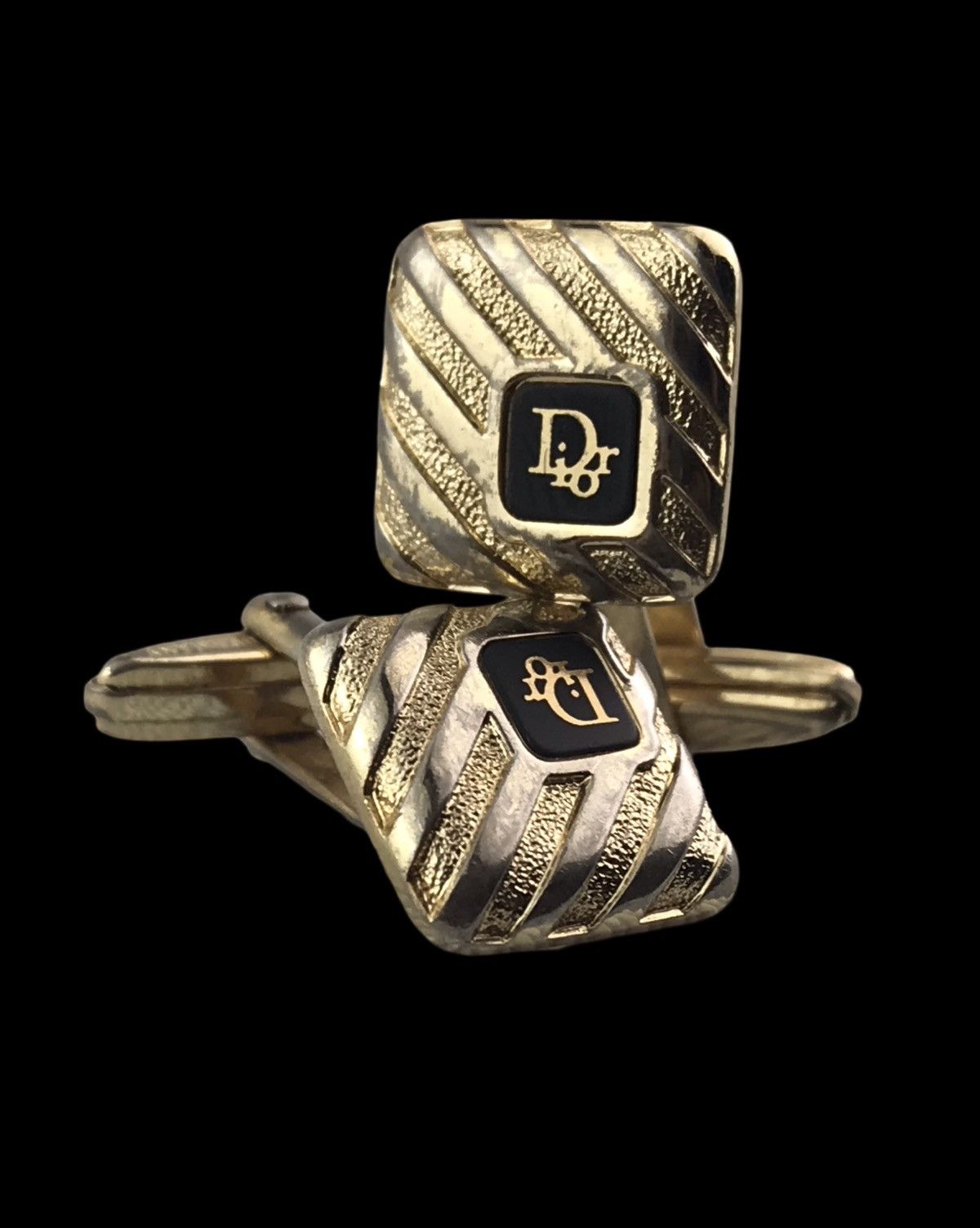 Christian Dior Monsieur VINTAGE CHRISTIAN DIOR ENAMEL CUFFLINKS MADE IN GERMANY 🇩🇪 Size ONE SIZE - 1 Thumbnail