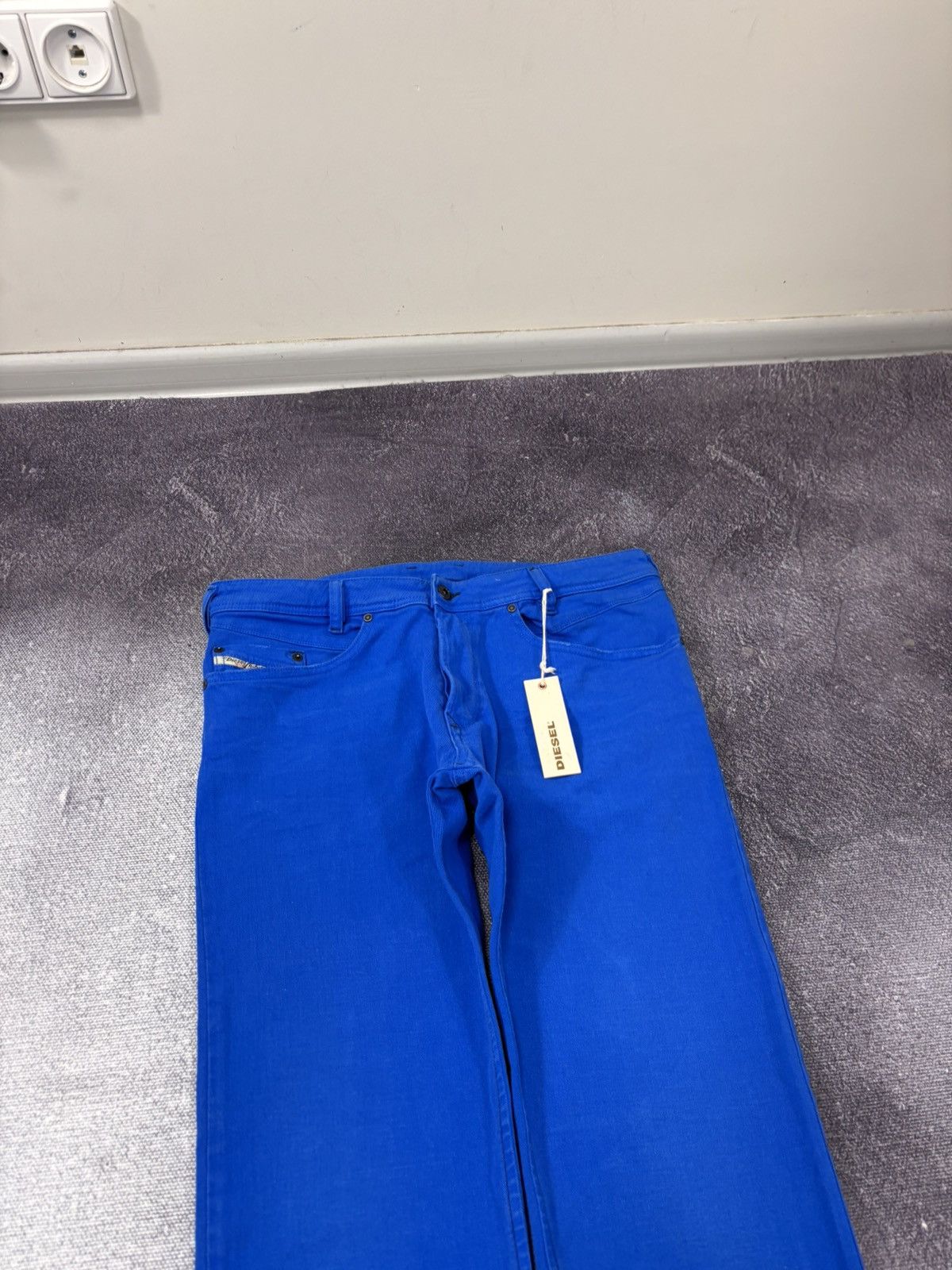 Diesel Diesel Iakop NWT Men’s Regular Slim Tapered Blue Jeans Size US 32 / EU 48 - 4 Thumbnail