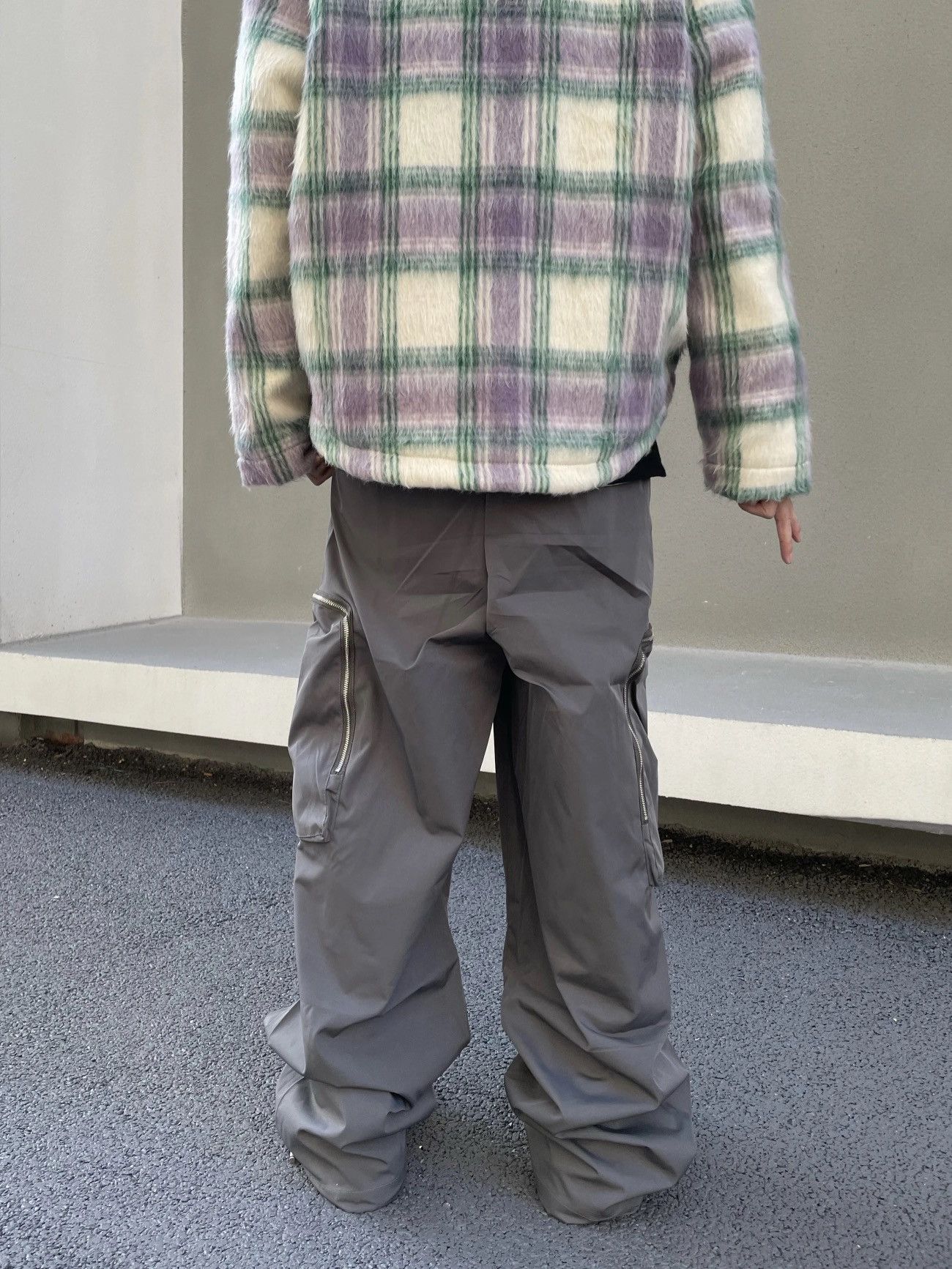 Japanese Brand Baggy Cargo Pants Straight Casual Harajuku Y2K Style Pockets Size US 34 / EU 50 - 9 Thumbnail
